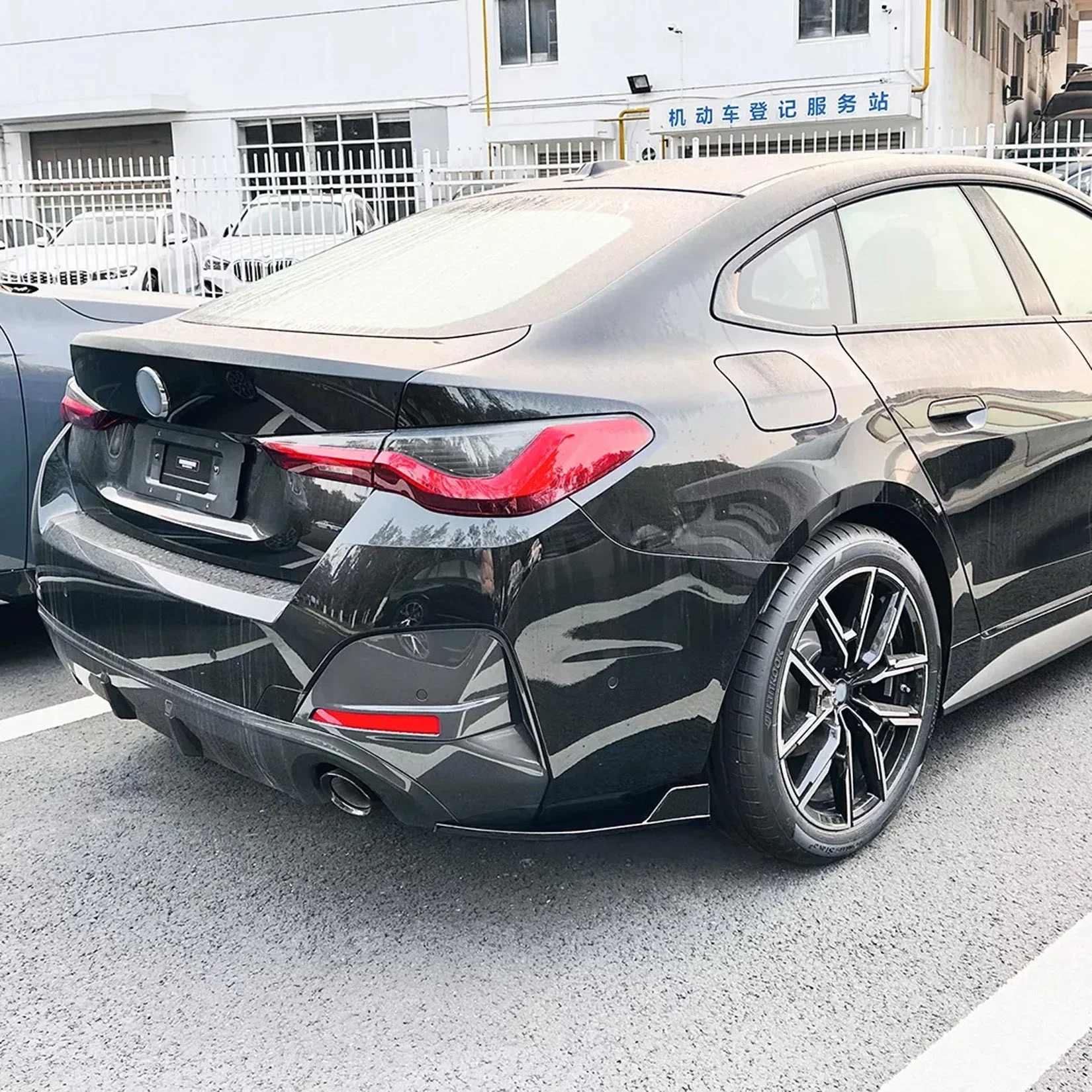 bmw-4-series-g26-front-lip-gloss-black-3.webp
