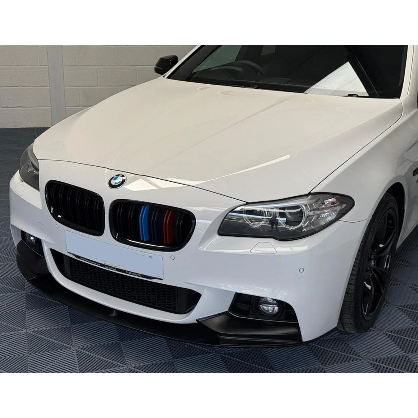 bmw-5-series-f10-front-lip-m-performance-matte-black-1.webp