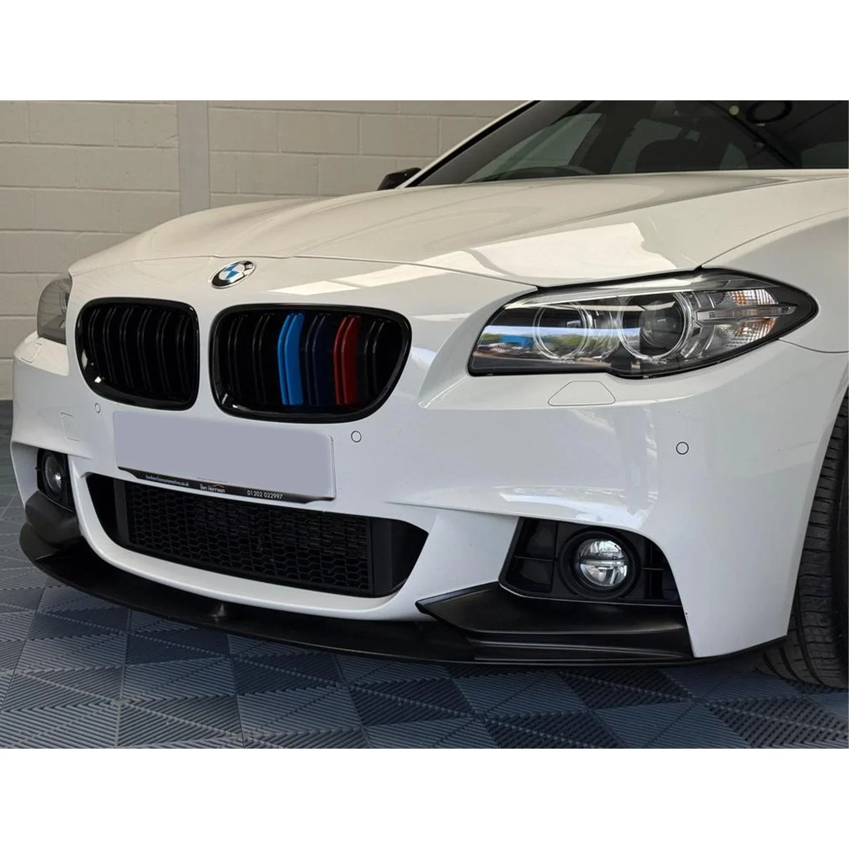 bmw-5-series-f10-front-lip-m-performance-matte-black-3.webp