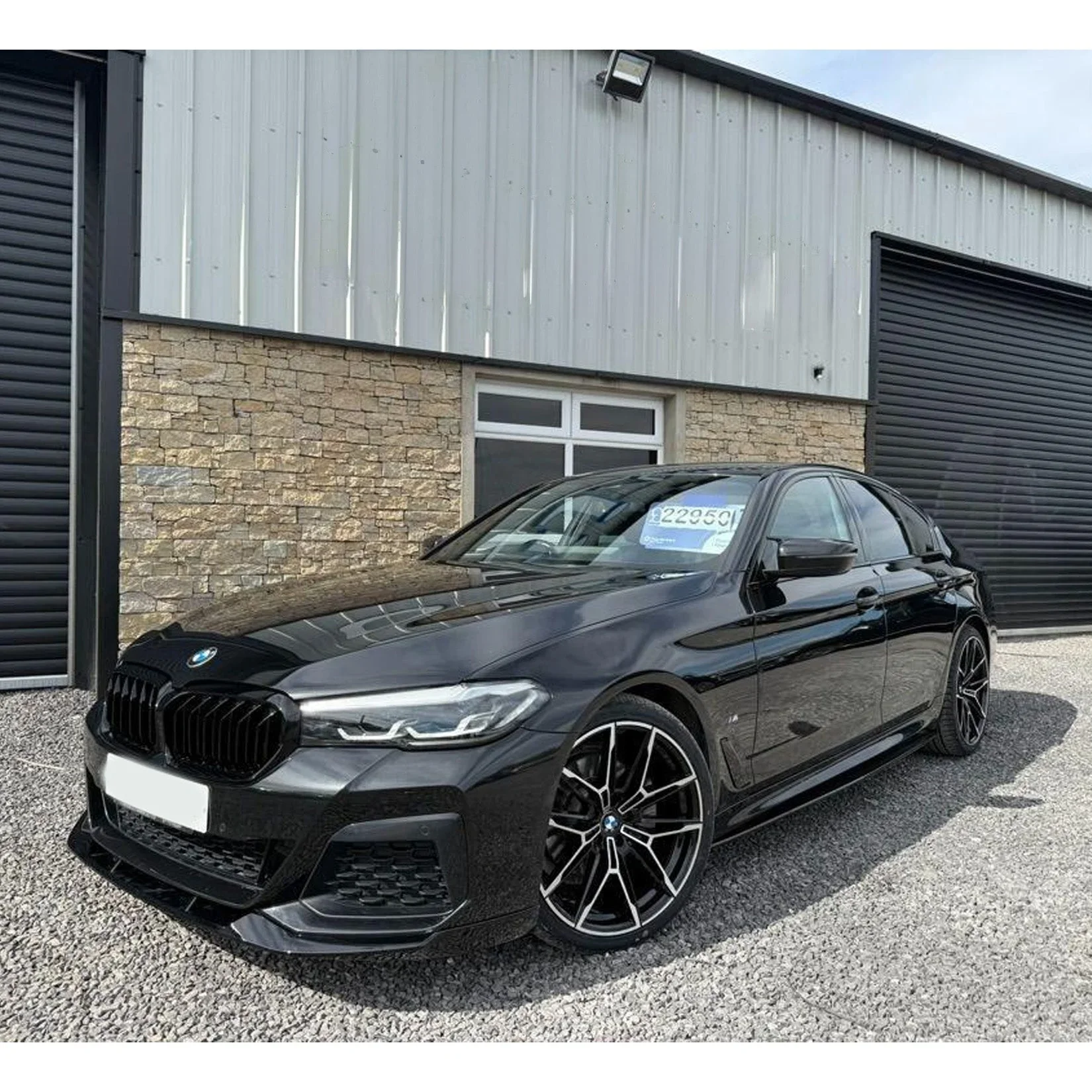 bmw-5-series-g30-front-lip-gloss-black-4.webp