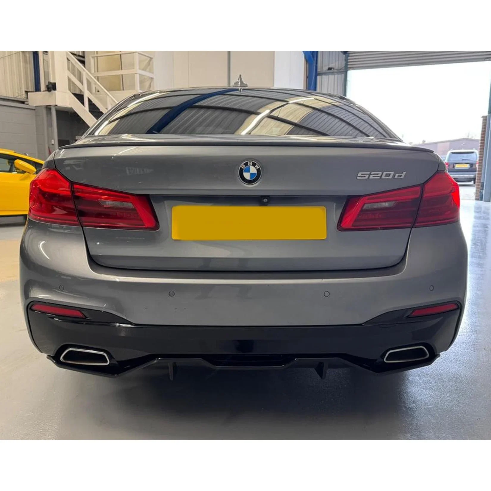 bmw-5-series-g30-rear-diffuser-v1-gloss-black-4.webp