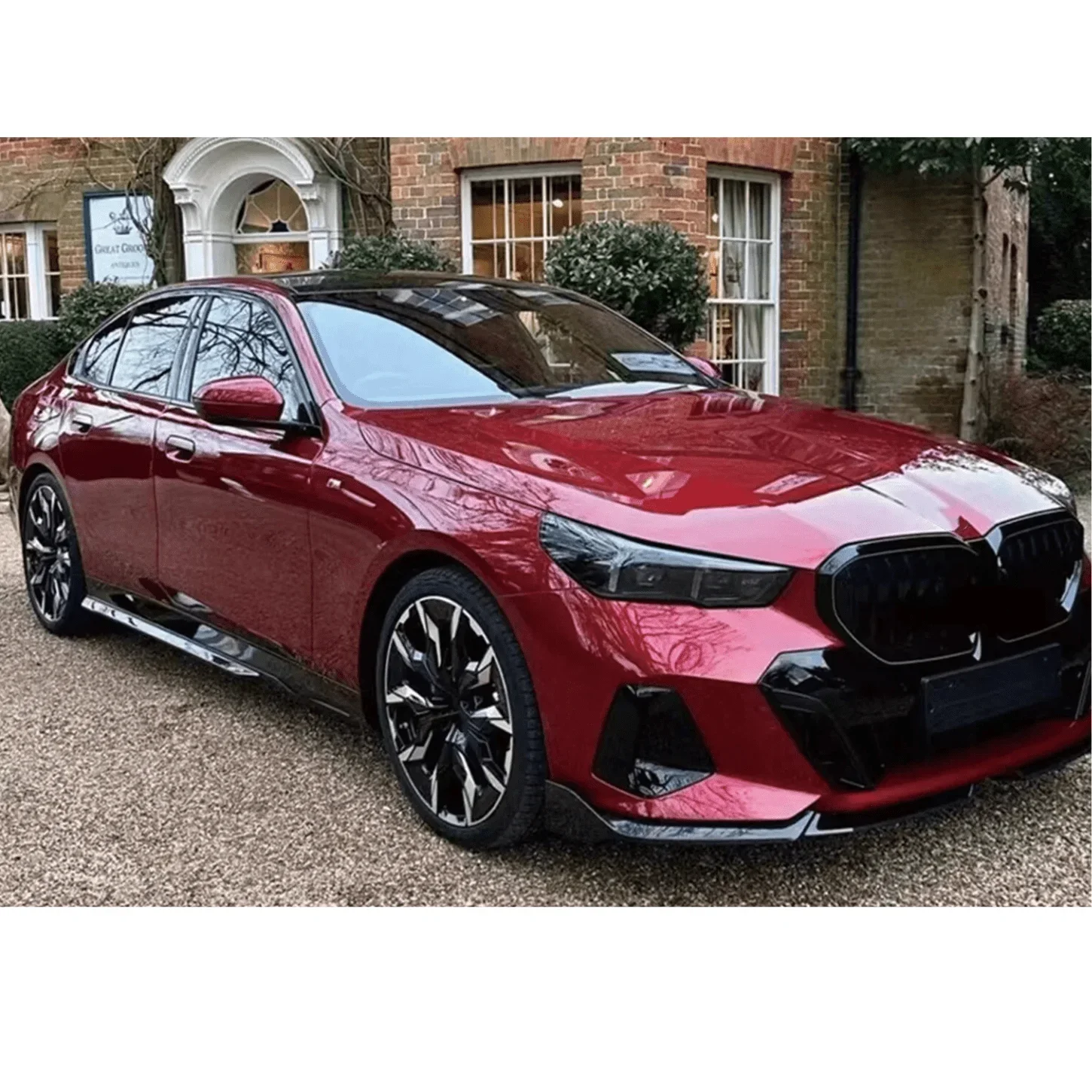 bmw-5-series-g60-front-lip-gloss-black-2.webp