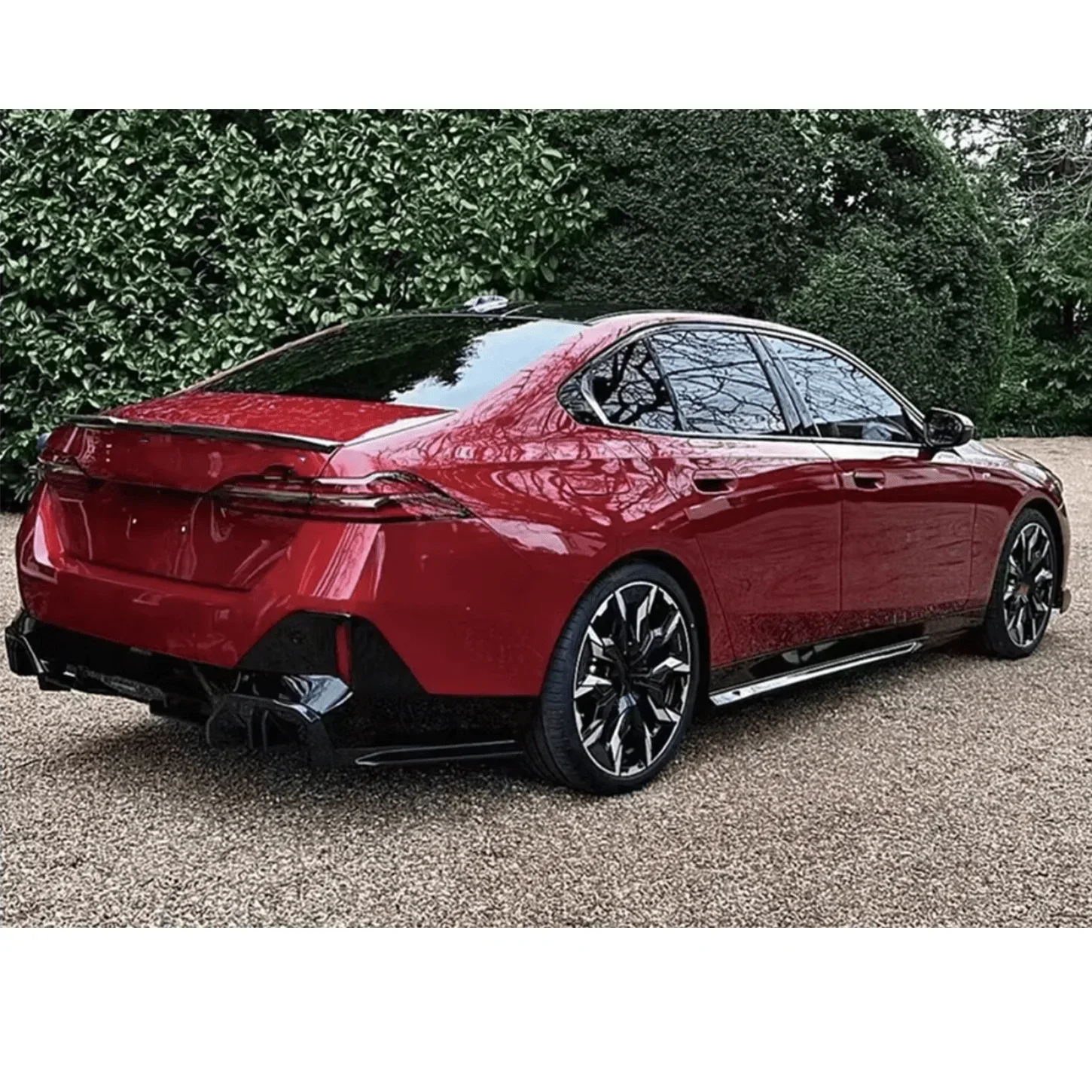 bmw-5-series-g60-rear-diffuser-gloss-black-1.webp