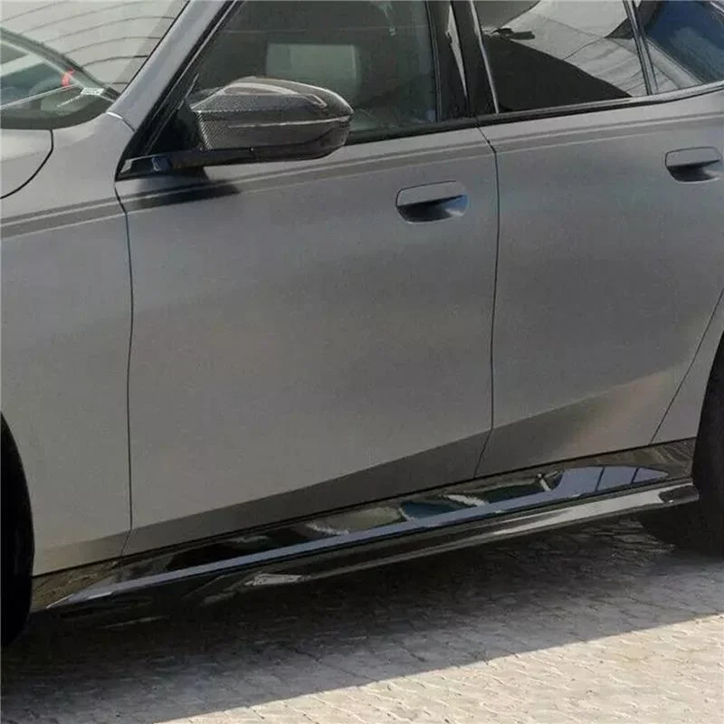 bmw-5-series-g60-side-skirts-gloss-black-1.webp