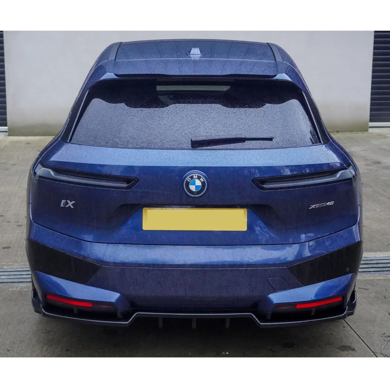 bmw-ix-i20-full-body-kit-gloss-black-7.webp
