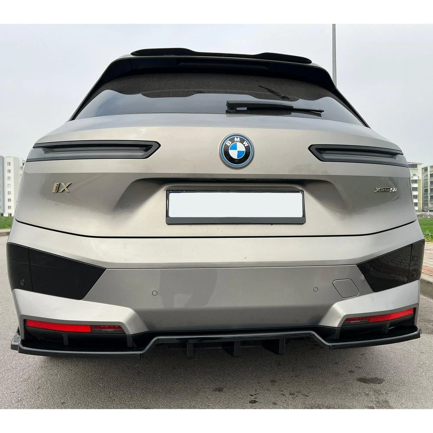 bmw-ix-i20-rear-spoiler-gloss-black-1.webp