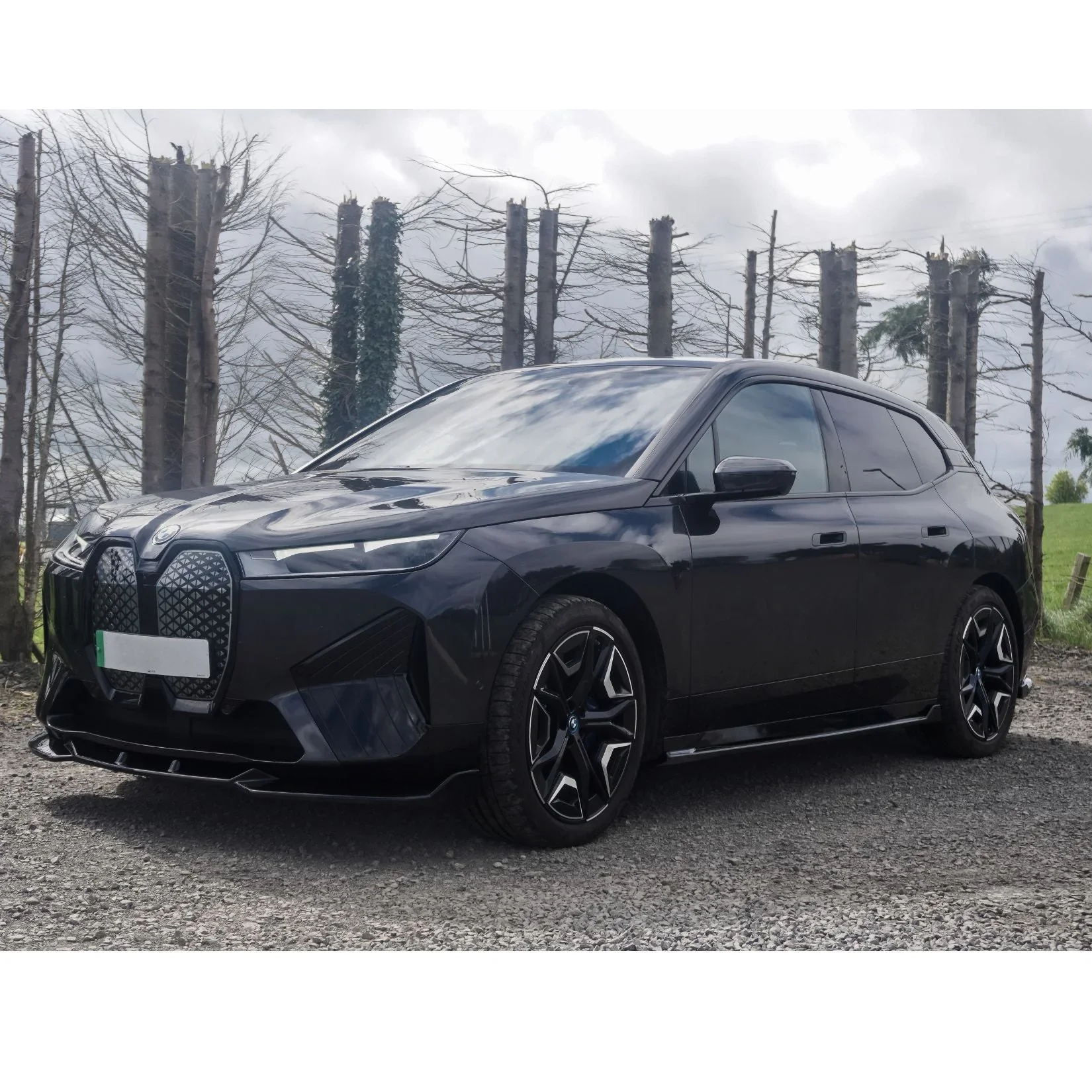 bmw-ix-i20-side-skirts-gloss-black-5.webp