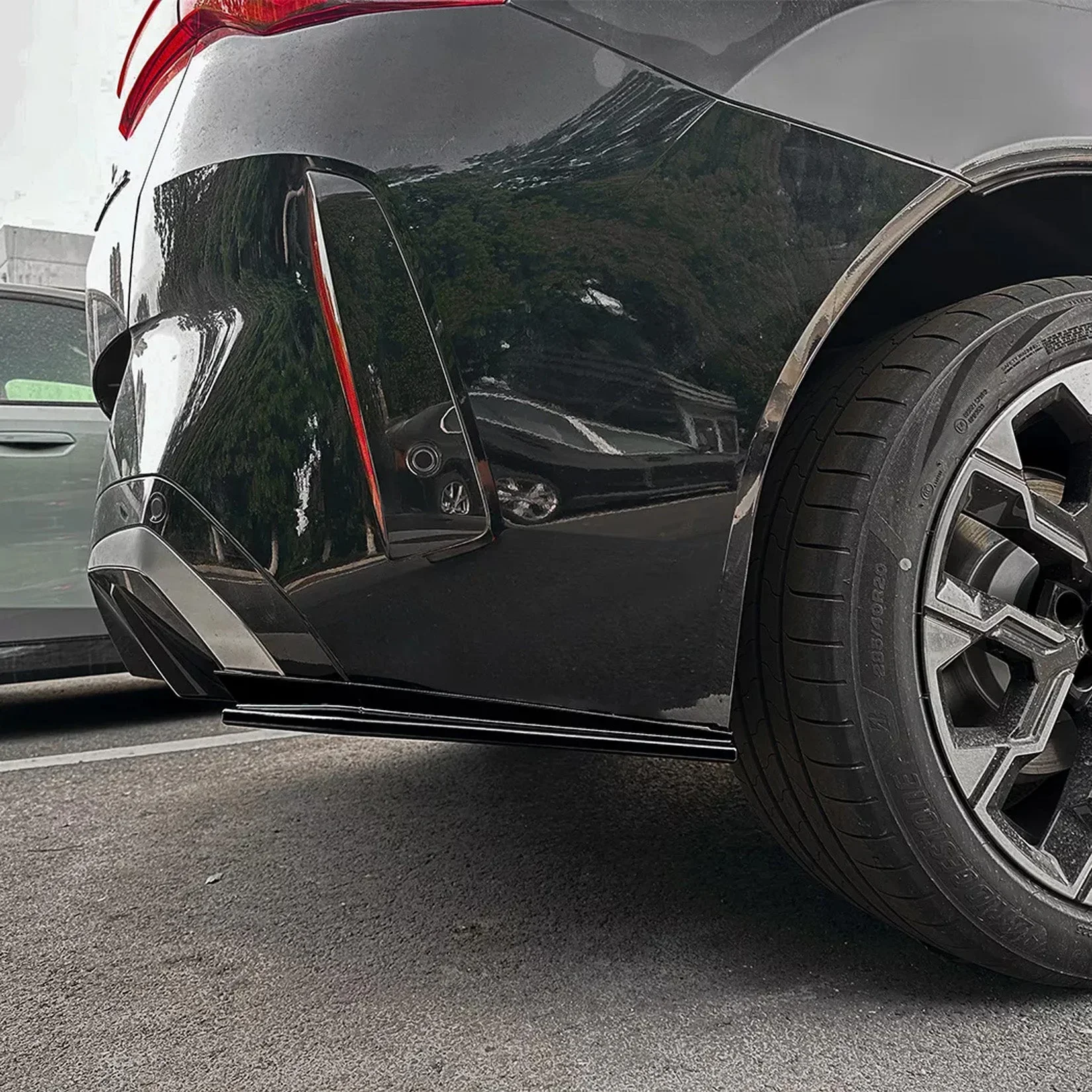 bmw-x3-g45-front-lip-v2-gloss-black-3.webp