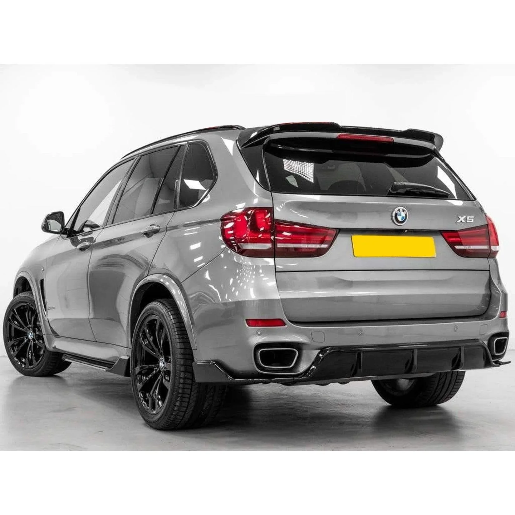 bmw-x5-f15-full-body-kit-black-knight-gloss-12.webp