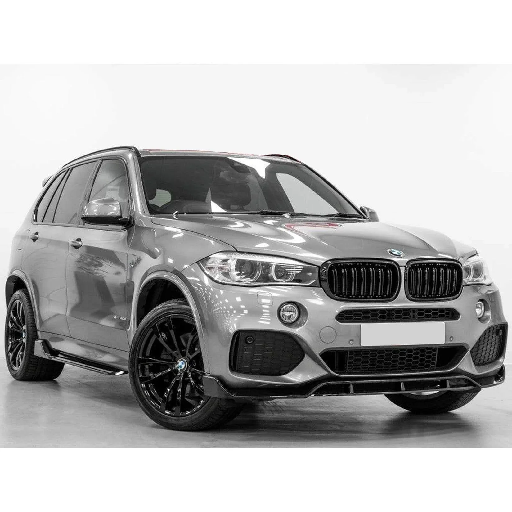 bmw-x5-f15-full-body-kit-black-knight-gloss-6.webp