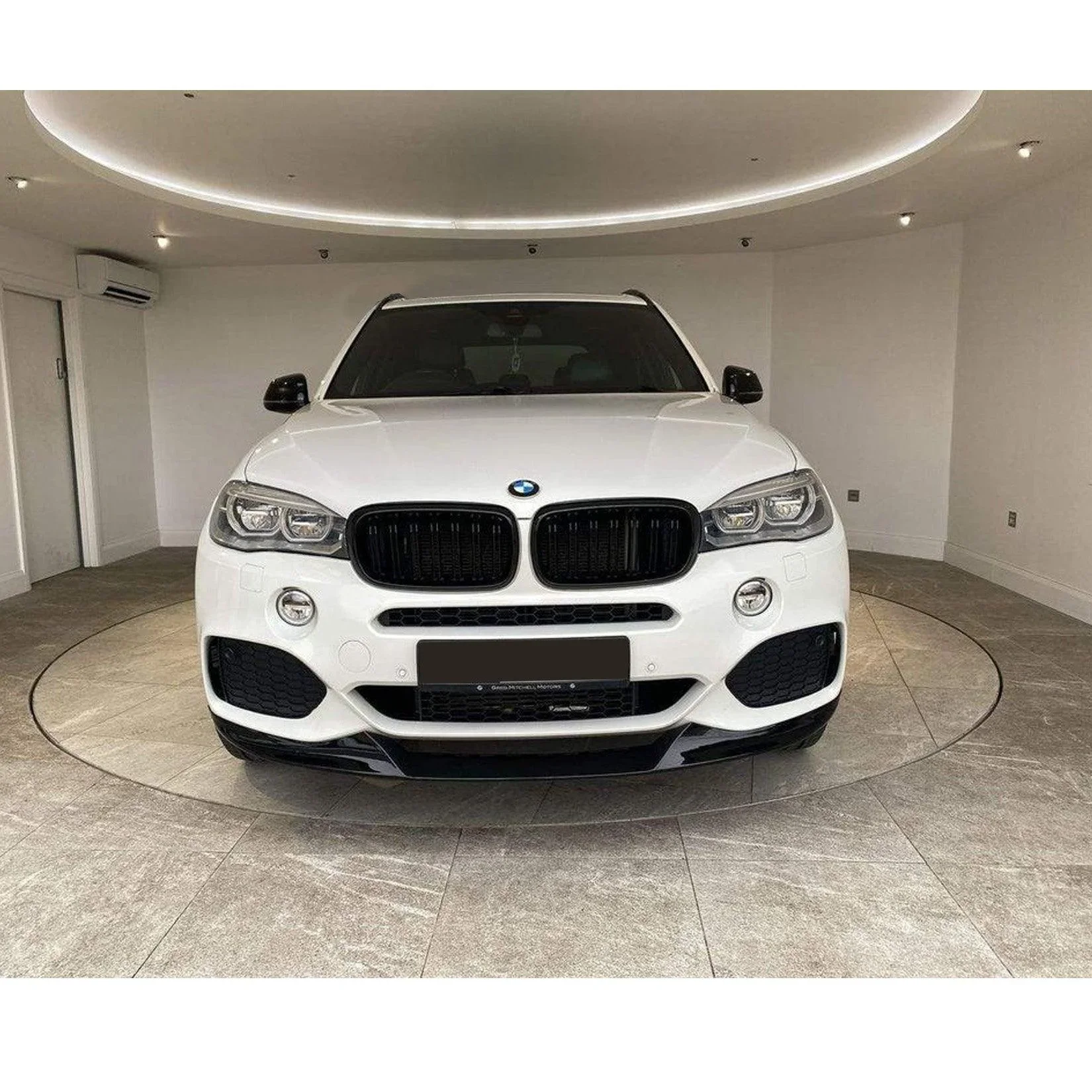 bmw-x5-f15-full-body-kit-gloss-black-5.webp