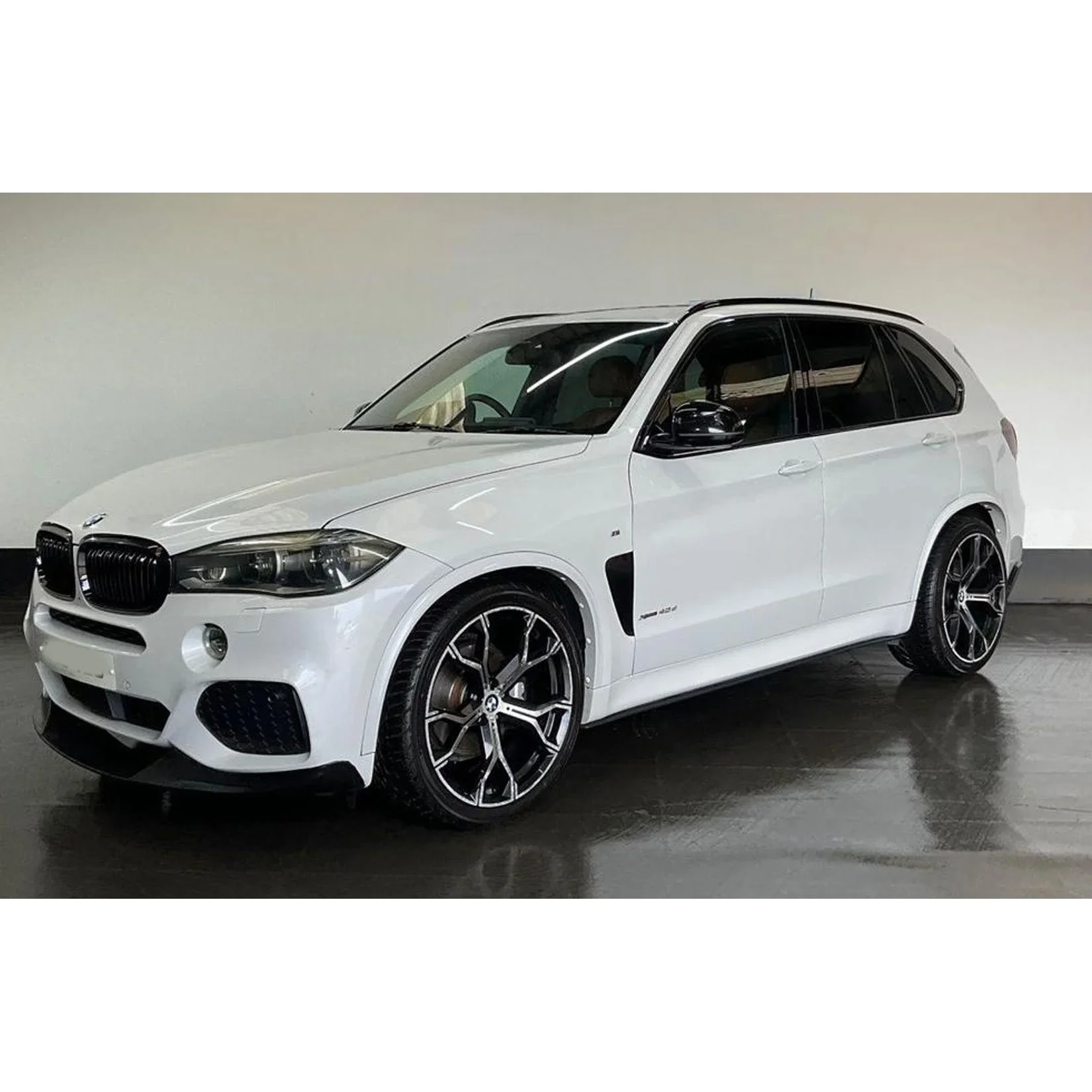 bmw-x5-f15-front-lip-gloss-black-1.webp