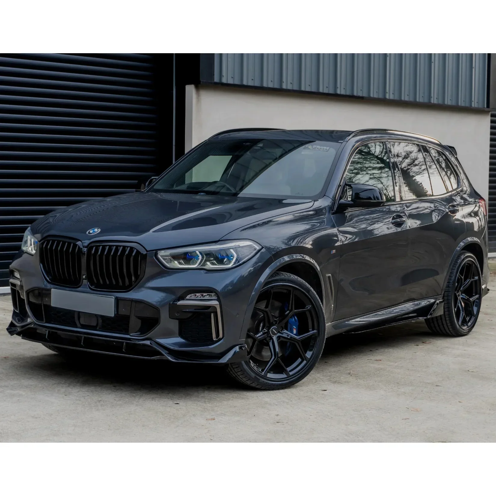 bmw-x5-g05-front-lip-black-knight-gloss-1.webp