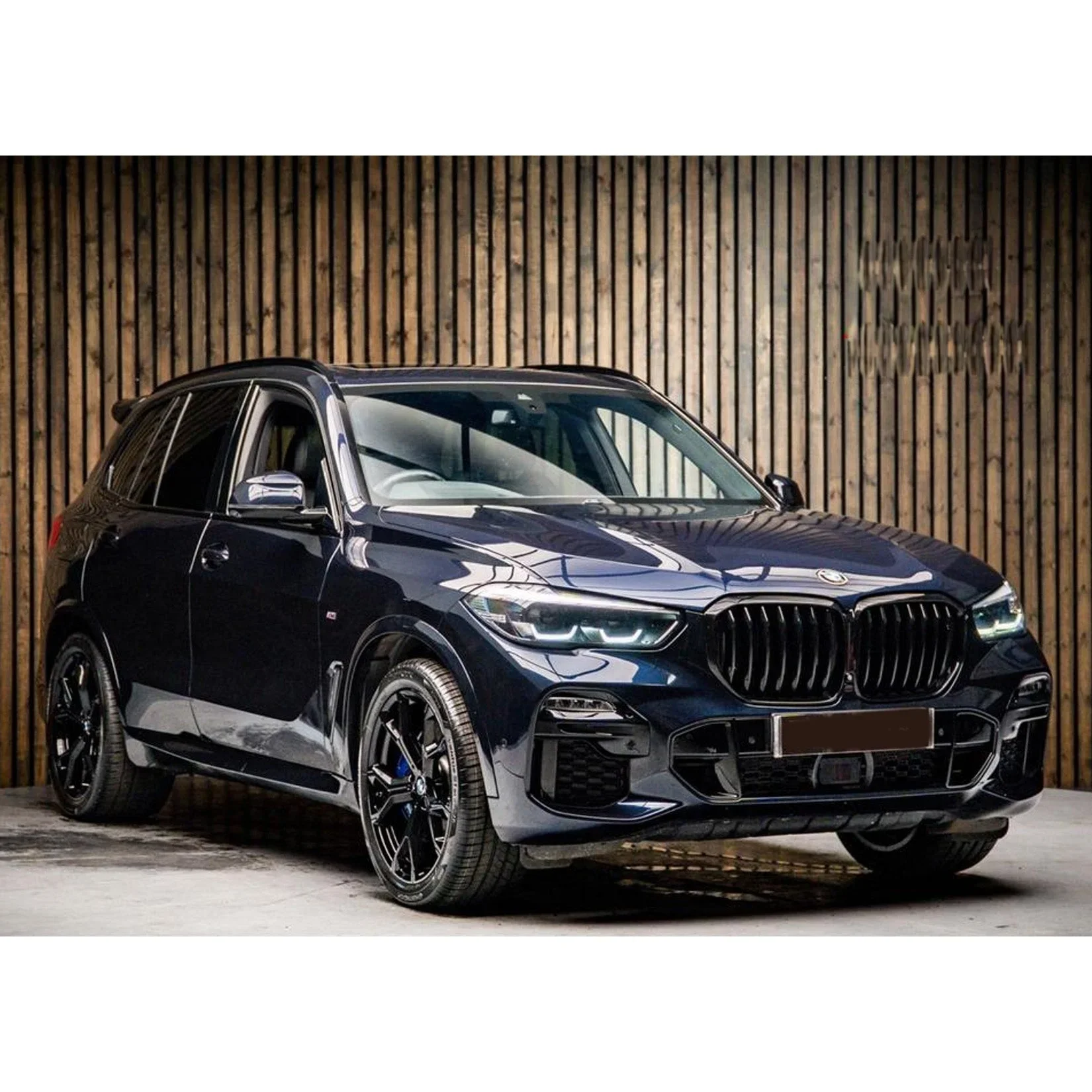 bmw-x5-g05-front-grille-m-performance-gloss-black-6.webp