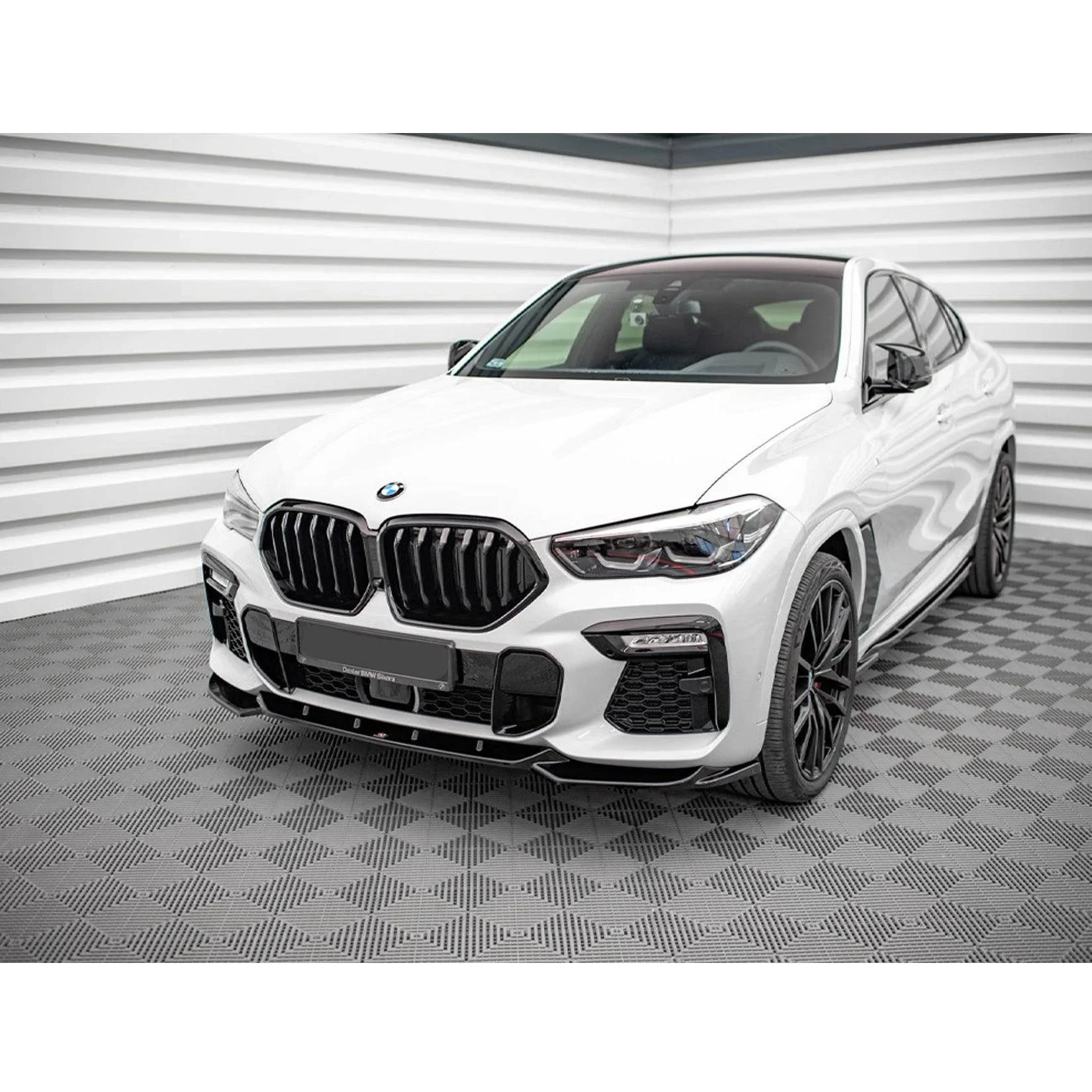 bmw-x6-g06-front-lip-gloss-black-1.webp