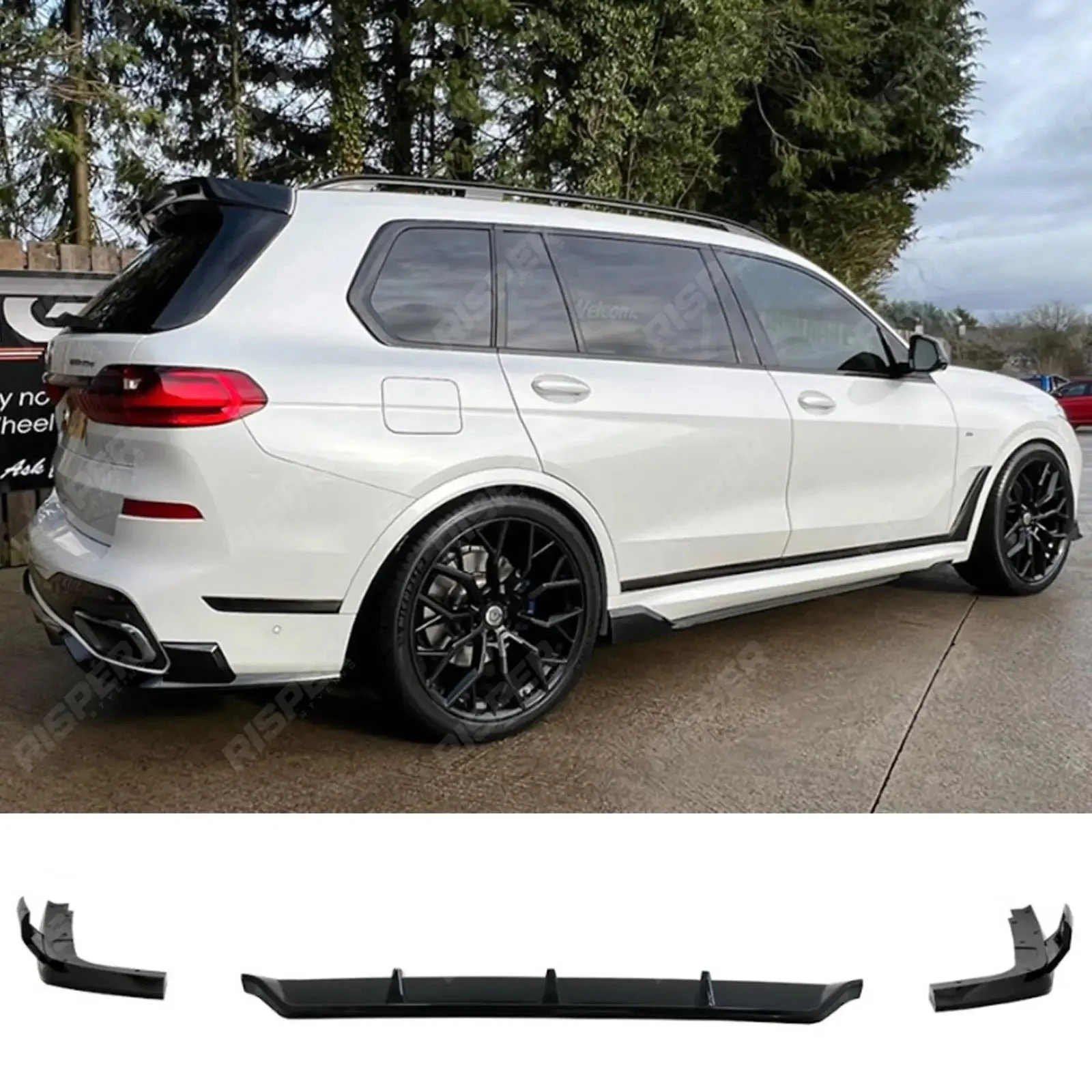 black-knight-rear-diffuser-in-gloss-for-bmw-x7-g07-2018-2023-604.webp