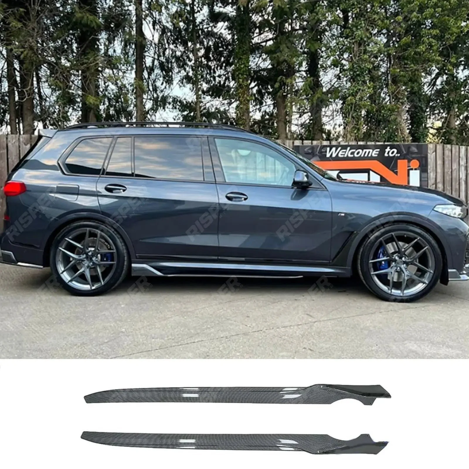 black-knight-side-skirts-in-carbon-look-for-bmw-x7-2018-2023-skirt-splitters-116.webp