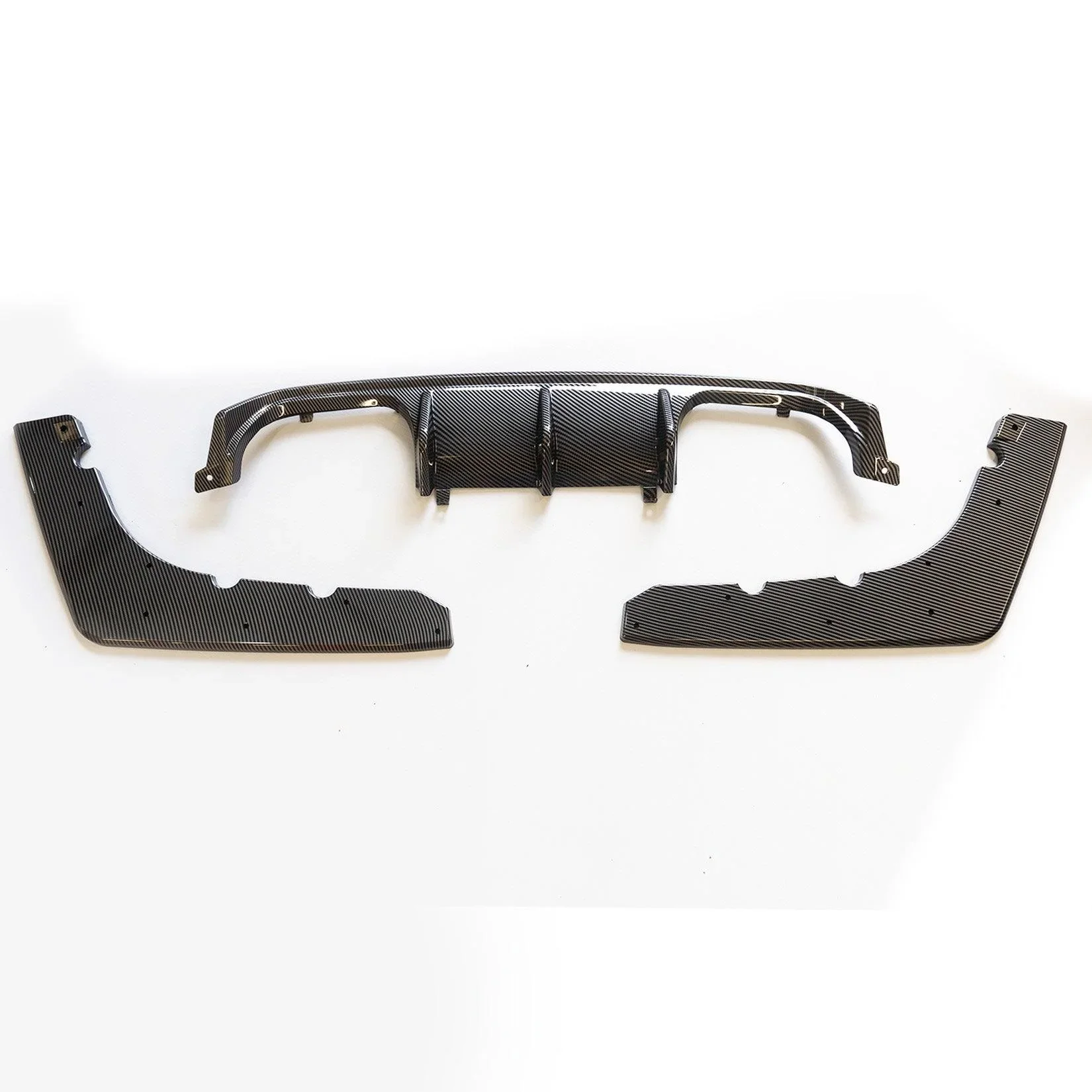 bmw-m3-f80-rear-diffuser-carbon-look-1.webp