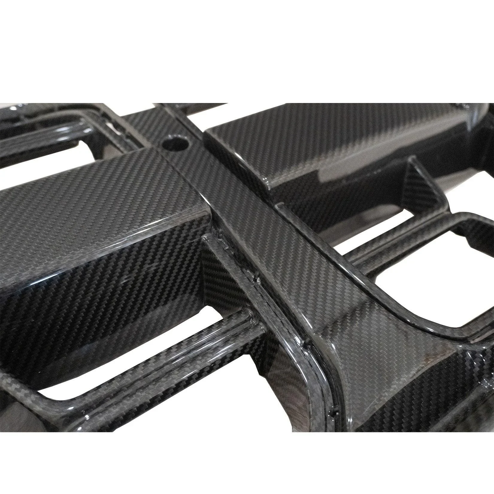 bmw-m3-g80-front-grille-carbon-fibre-3.webp