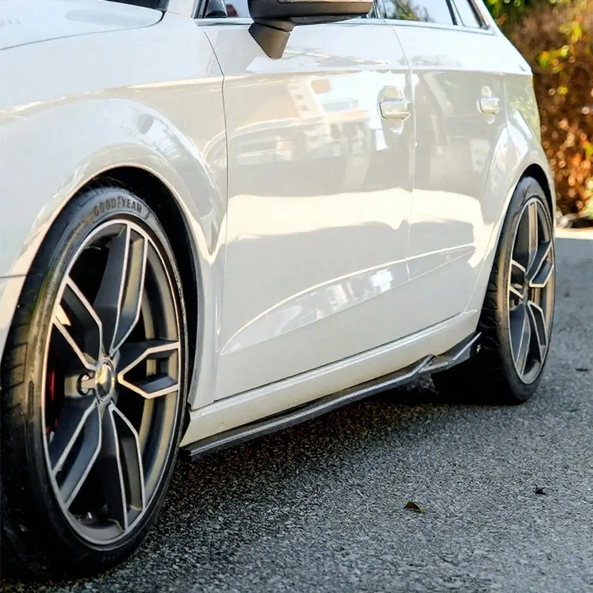 gloss-black-full-body-kit-for-audi-a3-8v-sportback-2013-2016-7.jpg