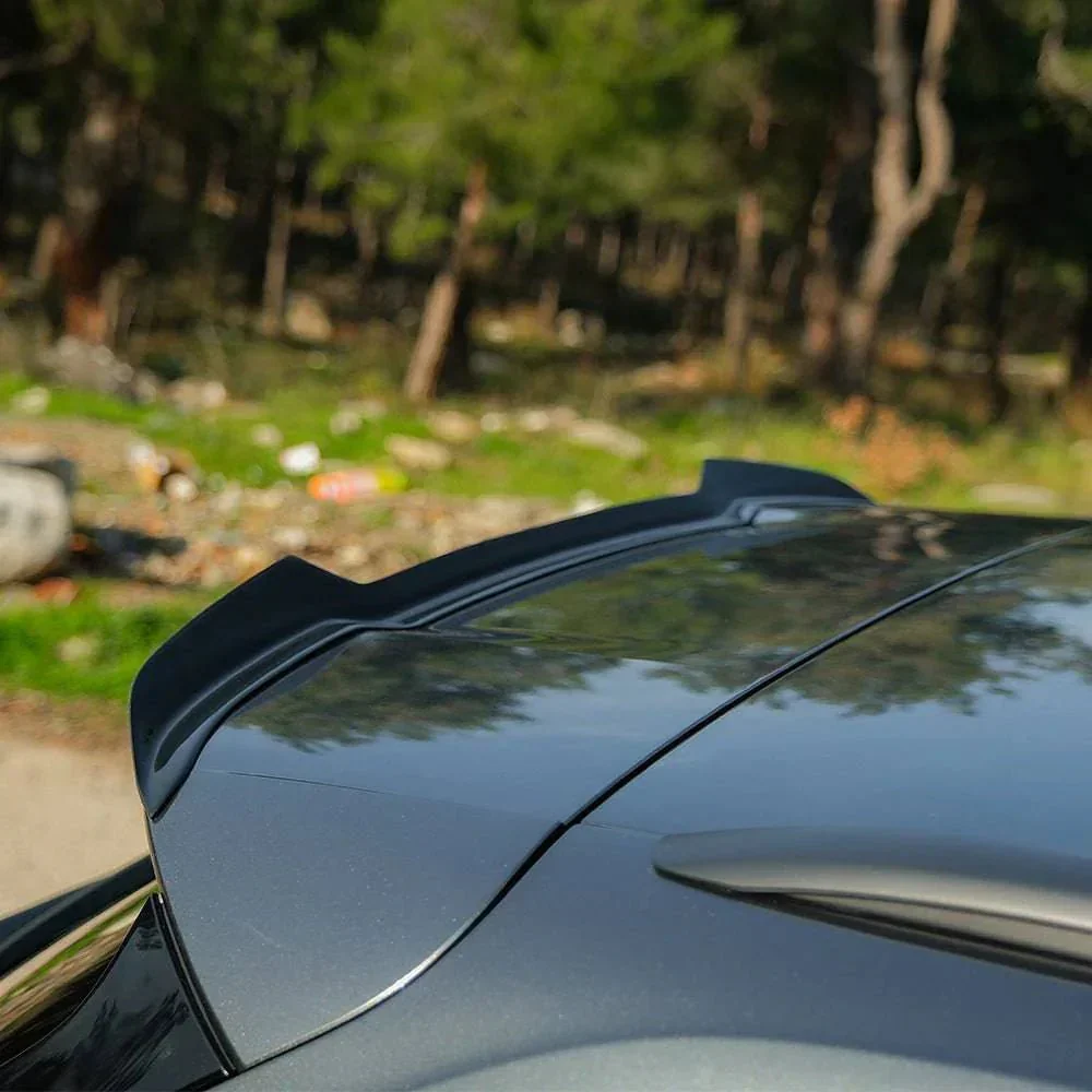 gloss-black-rear-spoiler-for-audi-q5-mk2-2020-2024-s-line-3.webp