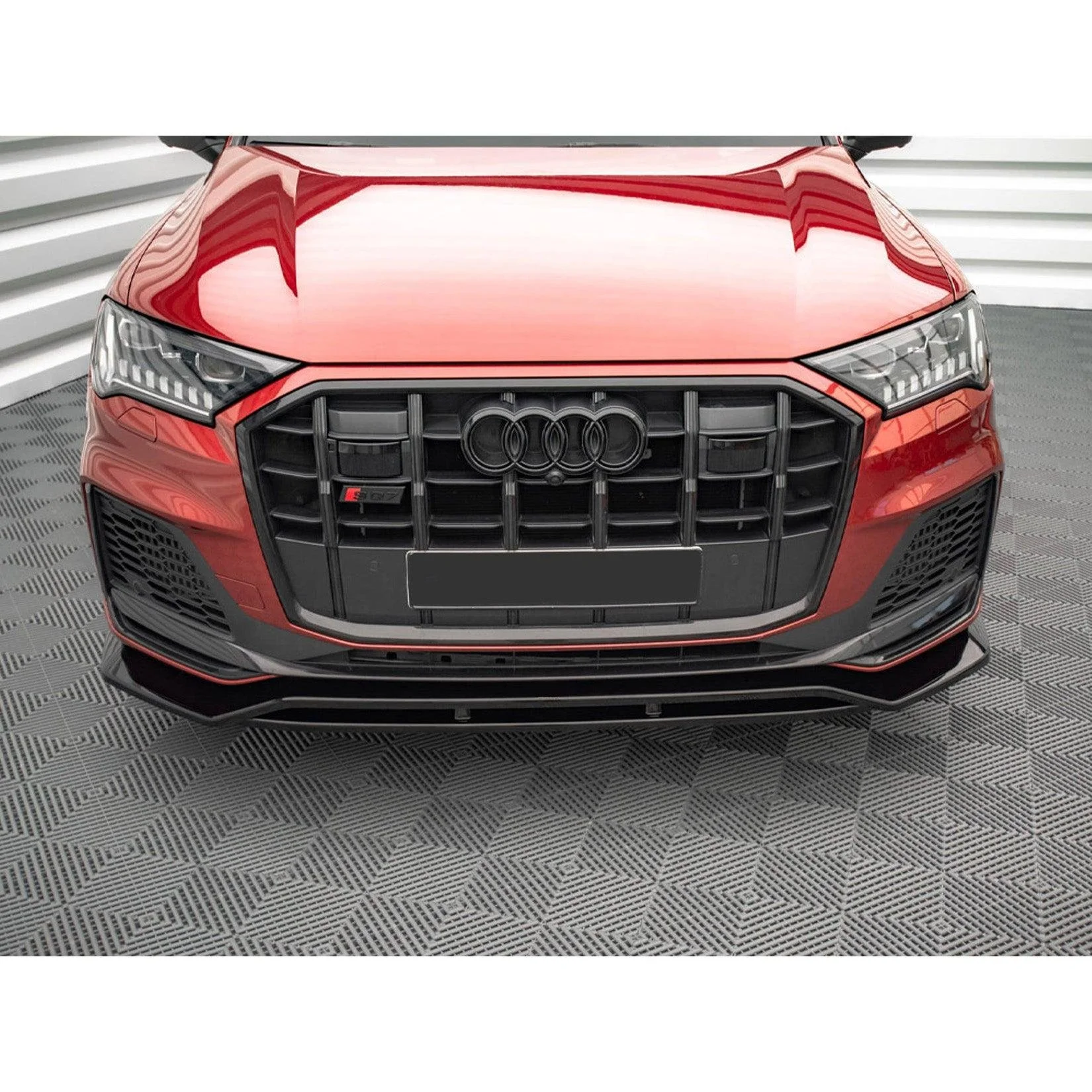 gloss-black-front-splitter-for-audi-q7-mk2-2019-s-line-2.jpg