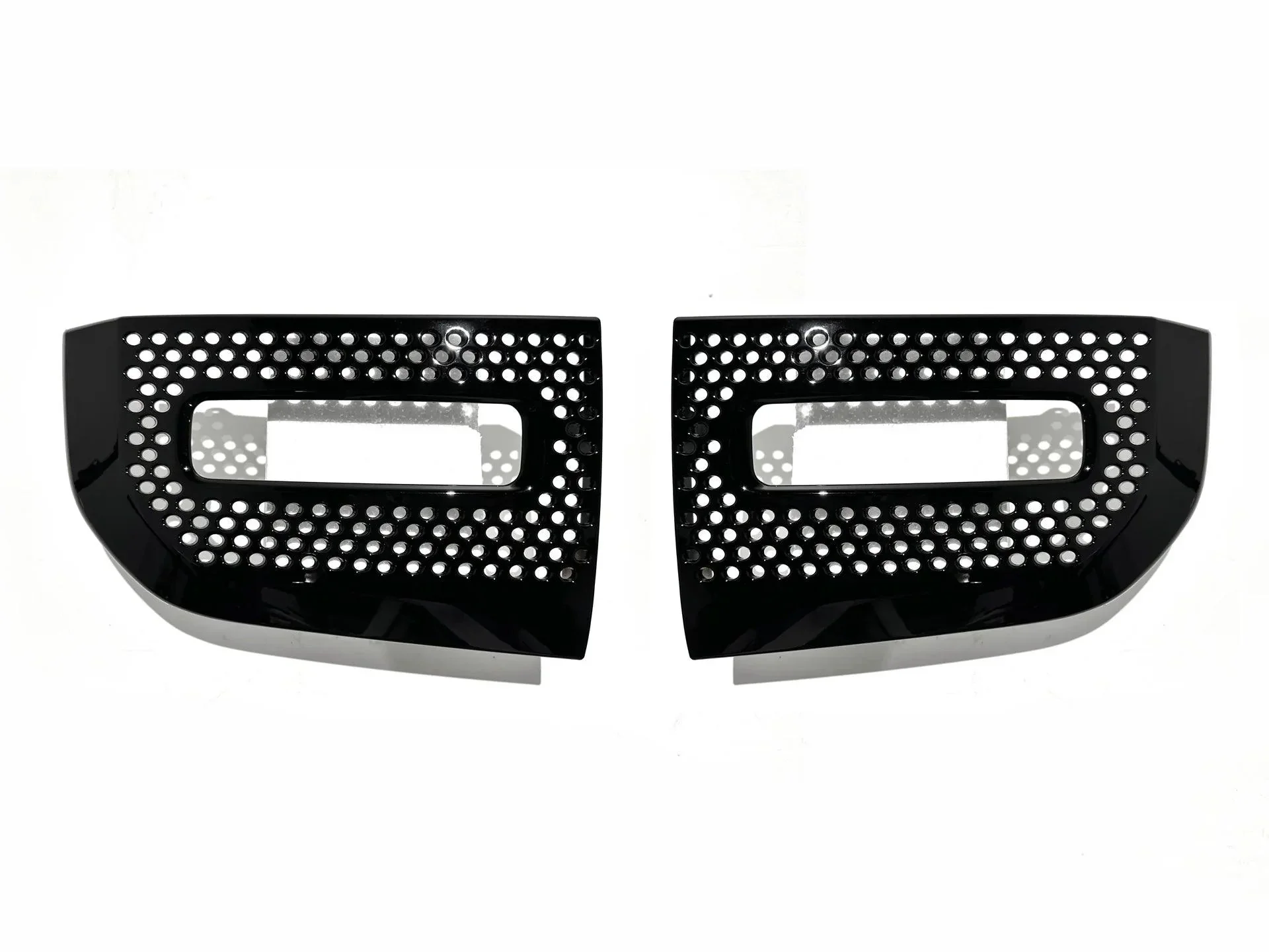 gloss-black-full-upgrade-kit-for-land-rover-defender-90-l663-2020-3.webp