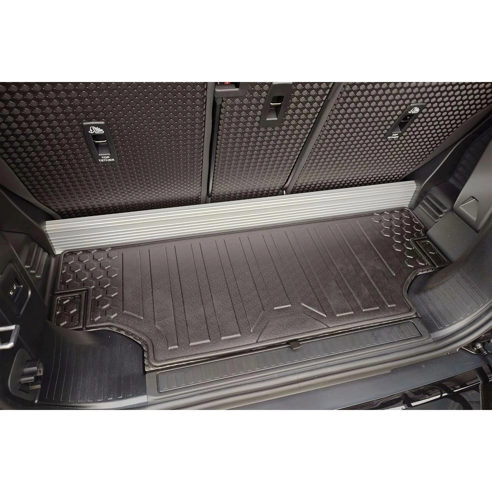 gloss-black-mud-block-boot-mat-for-land-rover-defender-90-l663-2020-4.jpg
