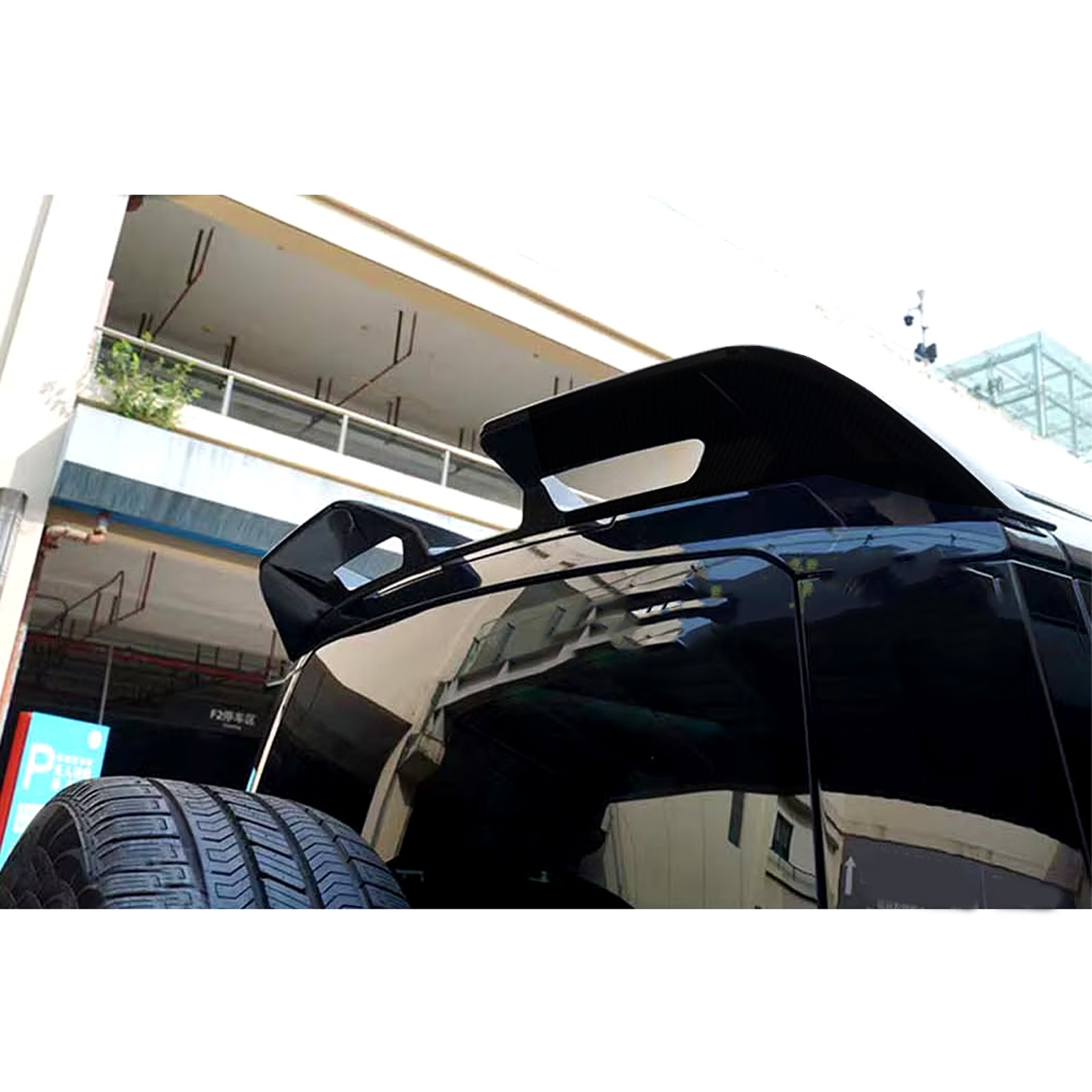 gloss-black-v3-rear-spoiler-for-land-rover-defender-l663-2020-2.png