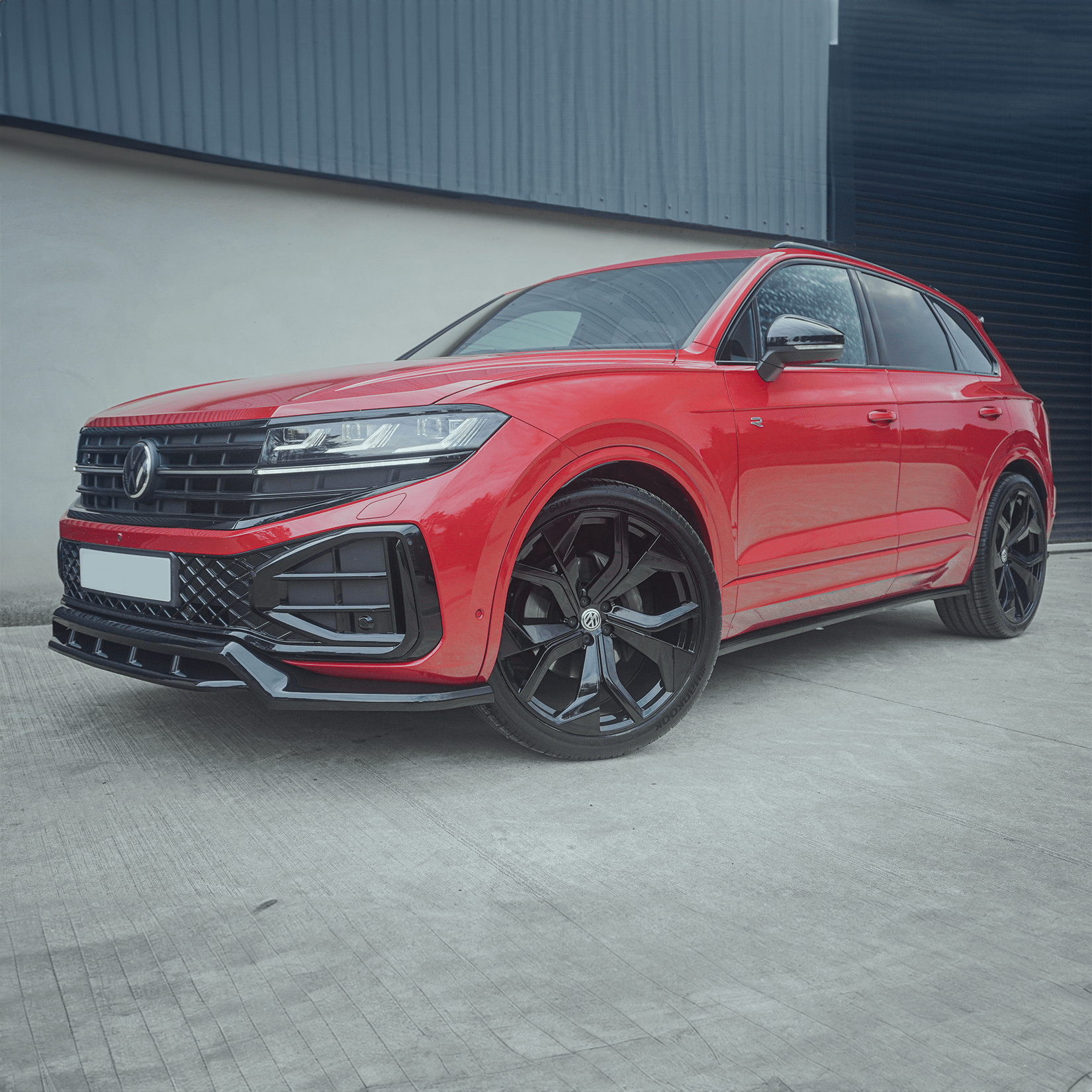 gloss-black-side-skirts-for-vw-touareg-mk3-2018-r-line-2.png