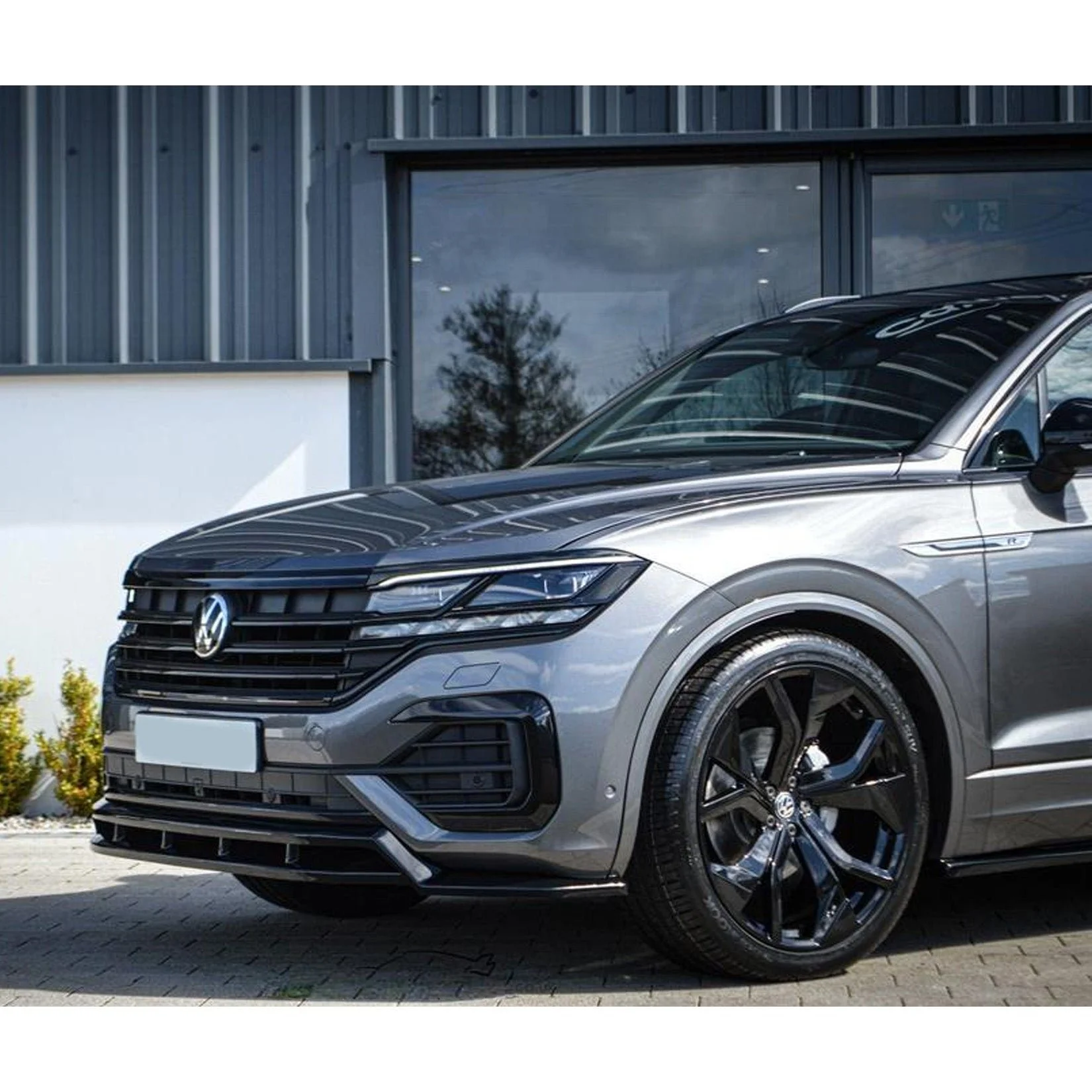 gloss-black-front-splitter-for-vw-touareg-mk3-2018-2023-r-line-r-1.jpg