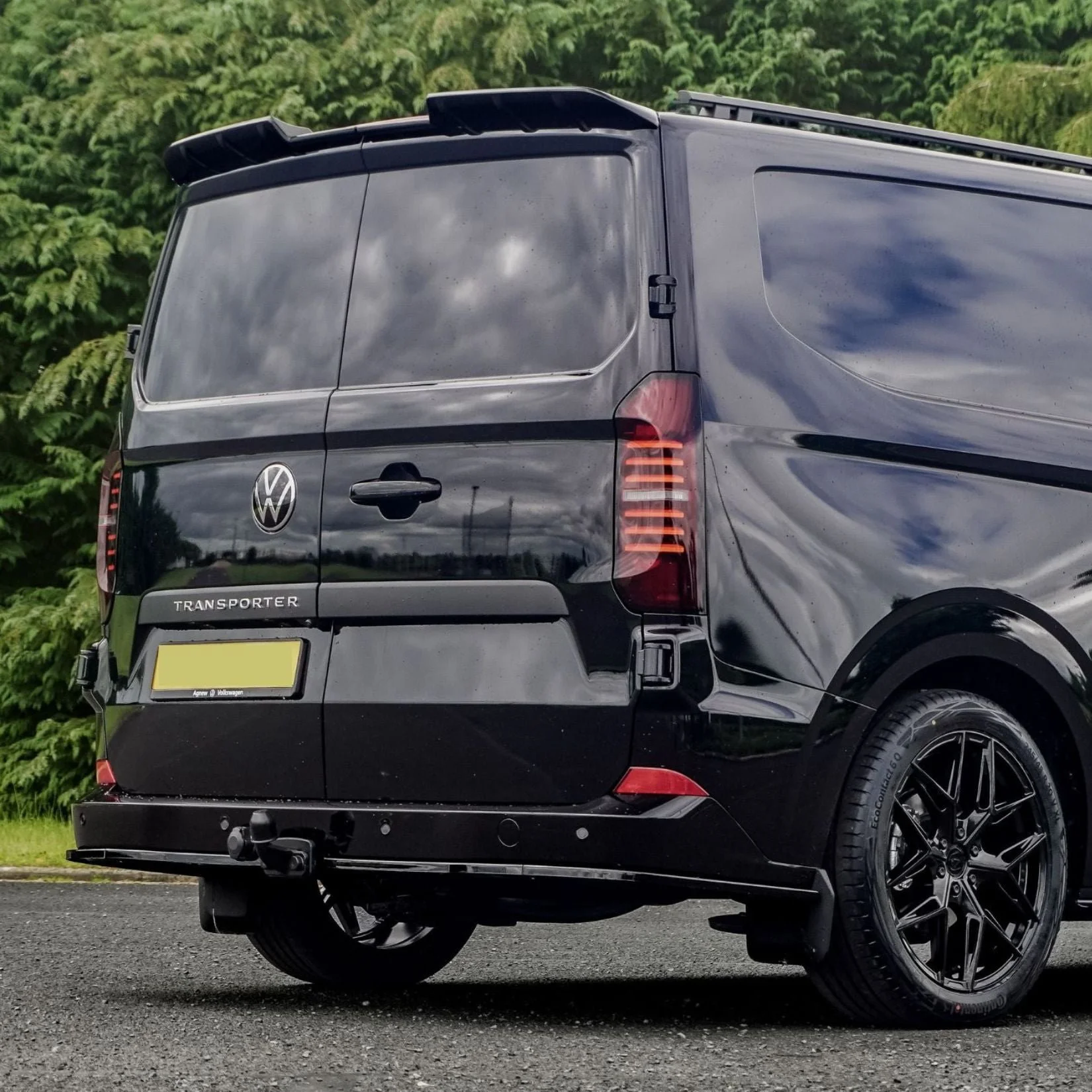 gloss-black-v1-full-body-kit-for-vw-transporter-t7-2025-lwb-9.jpg