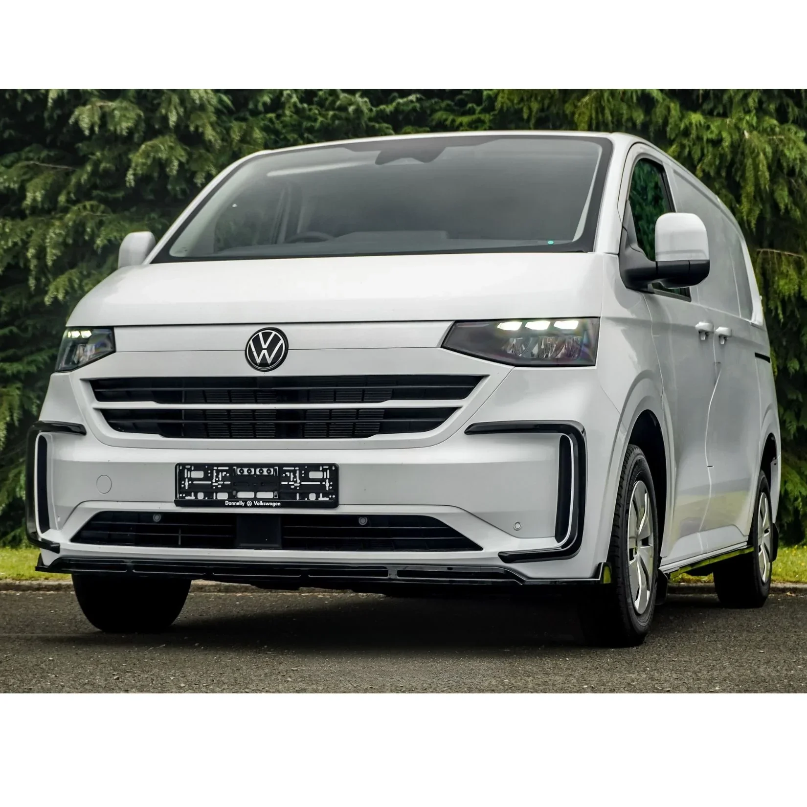 gloss-black-full-body-kit-for-vw-transporter-t7-2025-swb-tailgate-5.webp
