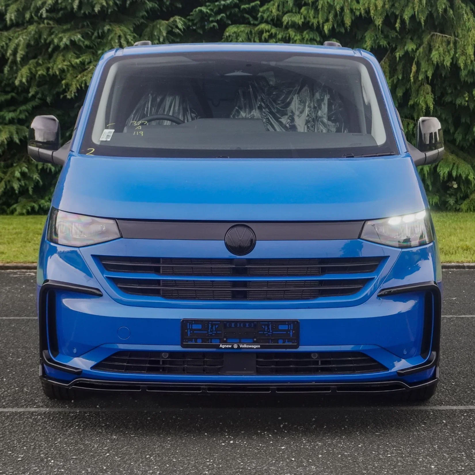gloss-black-outer-canard-loops-for-vw-transporter-t7-2025-3.webp
