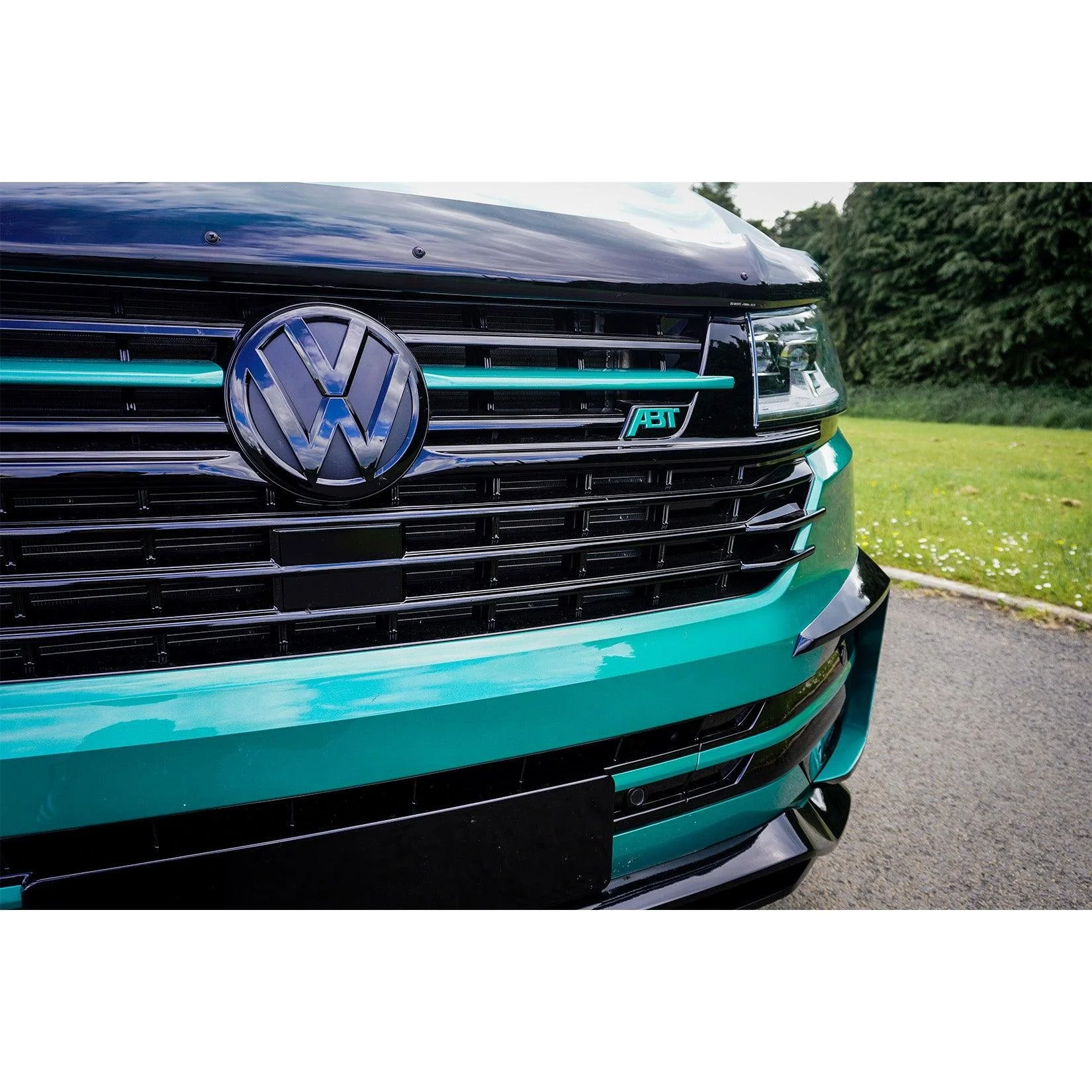 gloss-black-abt-front-grille-for-vw-transporter-t6-1-2019-2024-2.jpg