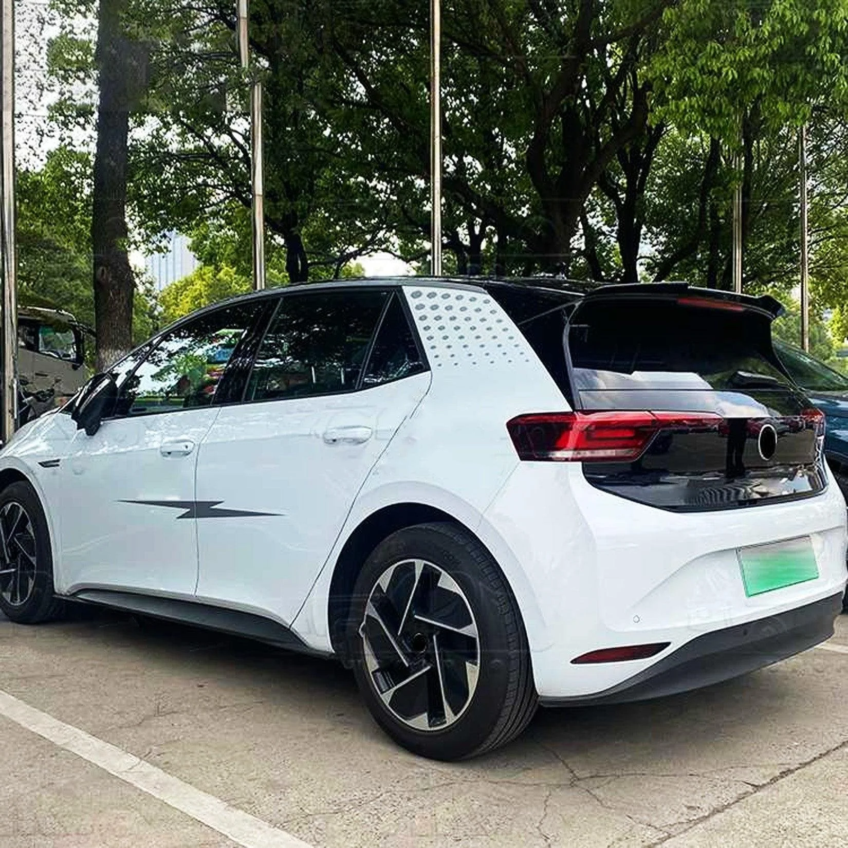 gloss-black-spoiler-cap-for-vw-id-3-2019-1.jpg