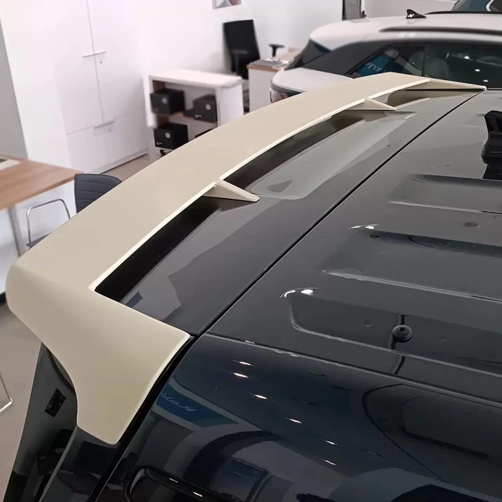 primer-rear-spoiler-for-vw-id-buzz-2021-2.webp