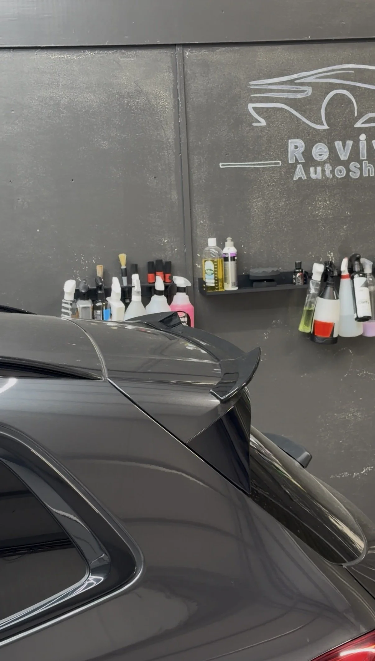 BMW X3 Pre-LCI gloss black roof spoiler — Body Styling Ireland