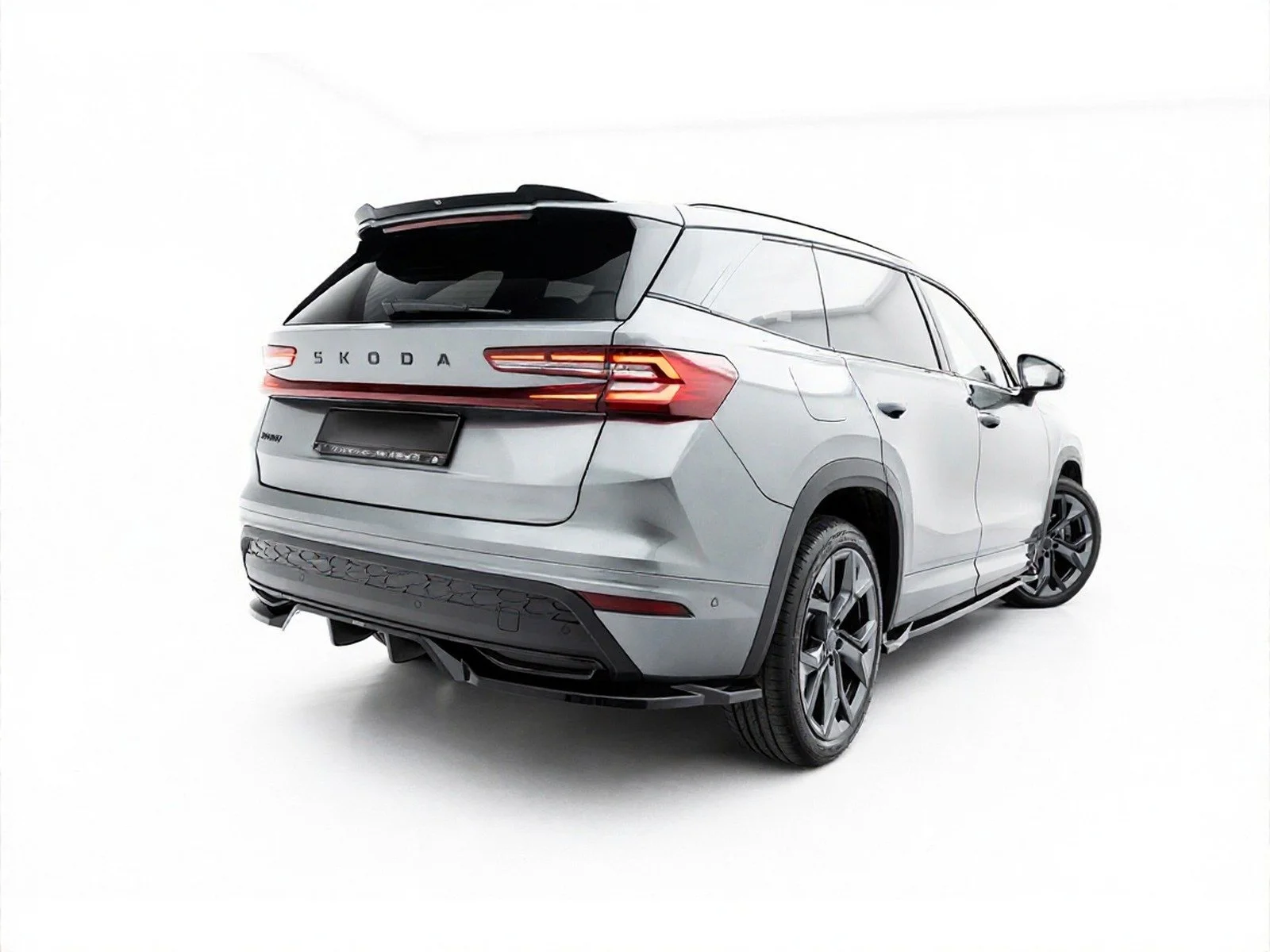 Skoda Kodaiq Sportline Mk2 2024+ BodyKit (1).jpg