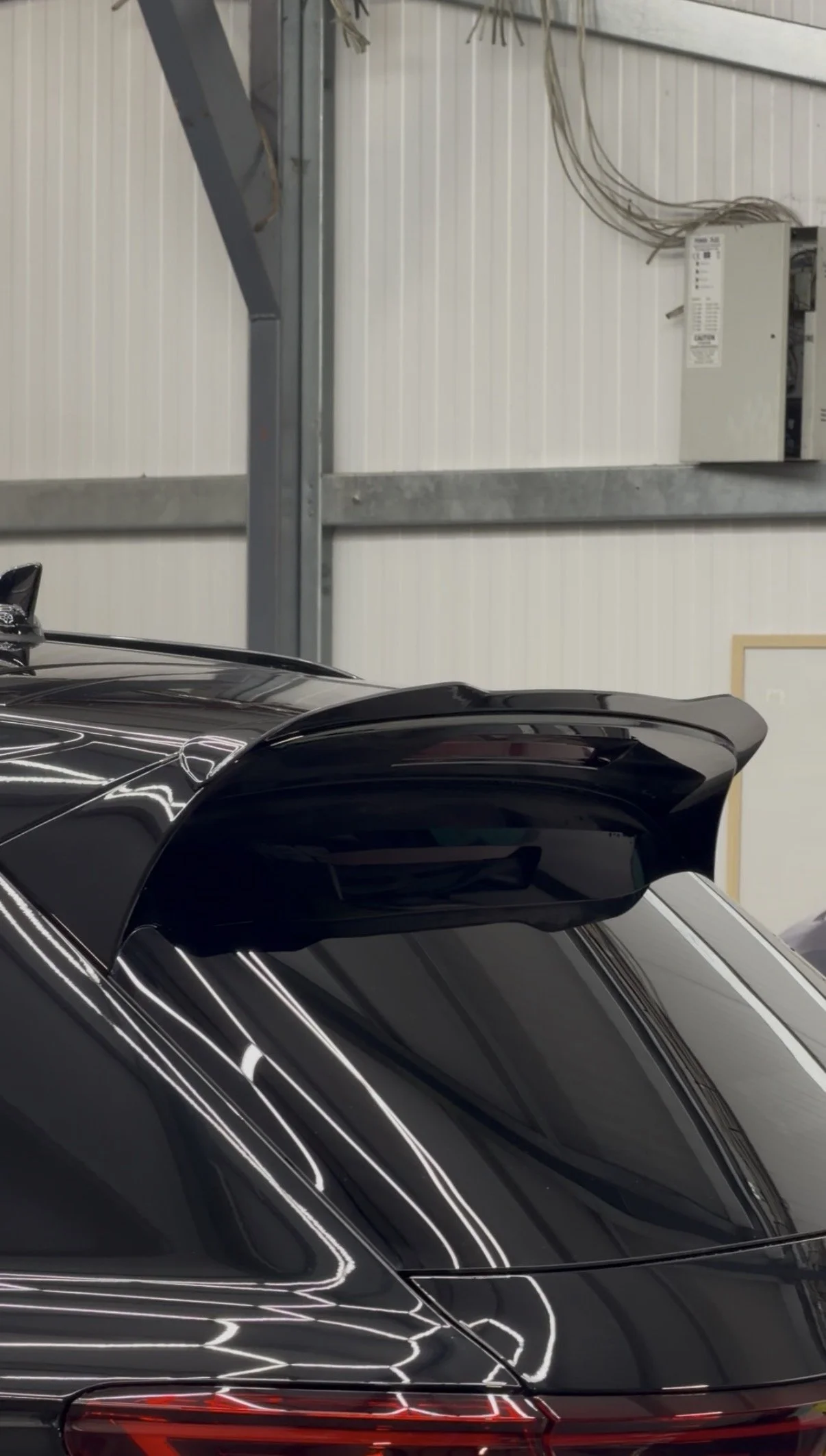 Volkswagen Touareg gloss black roof spoiler fitted at Body Styling Ireland Galway