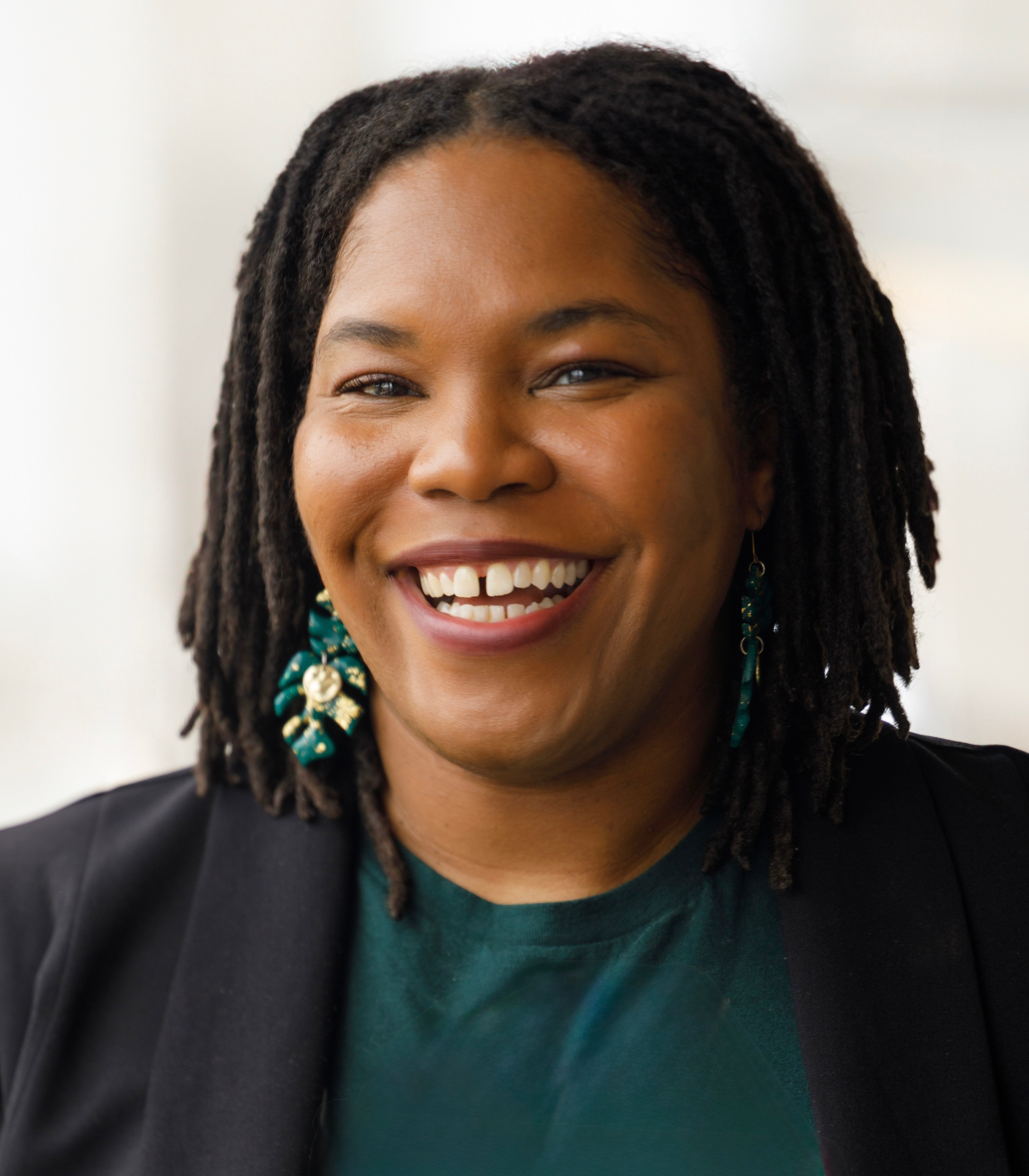 Nadiyah Groves - photo.png