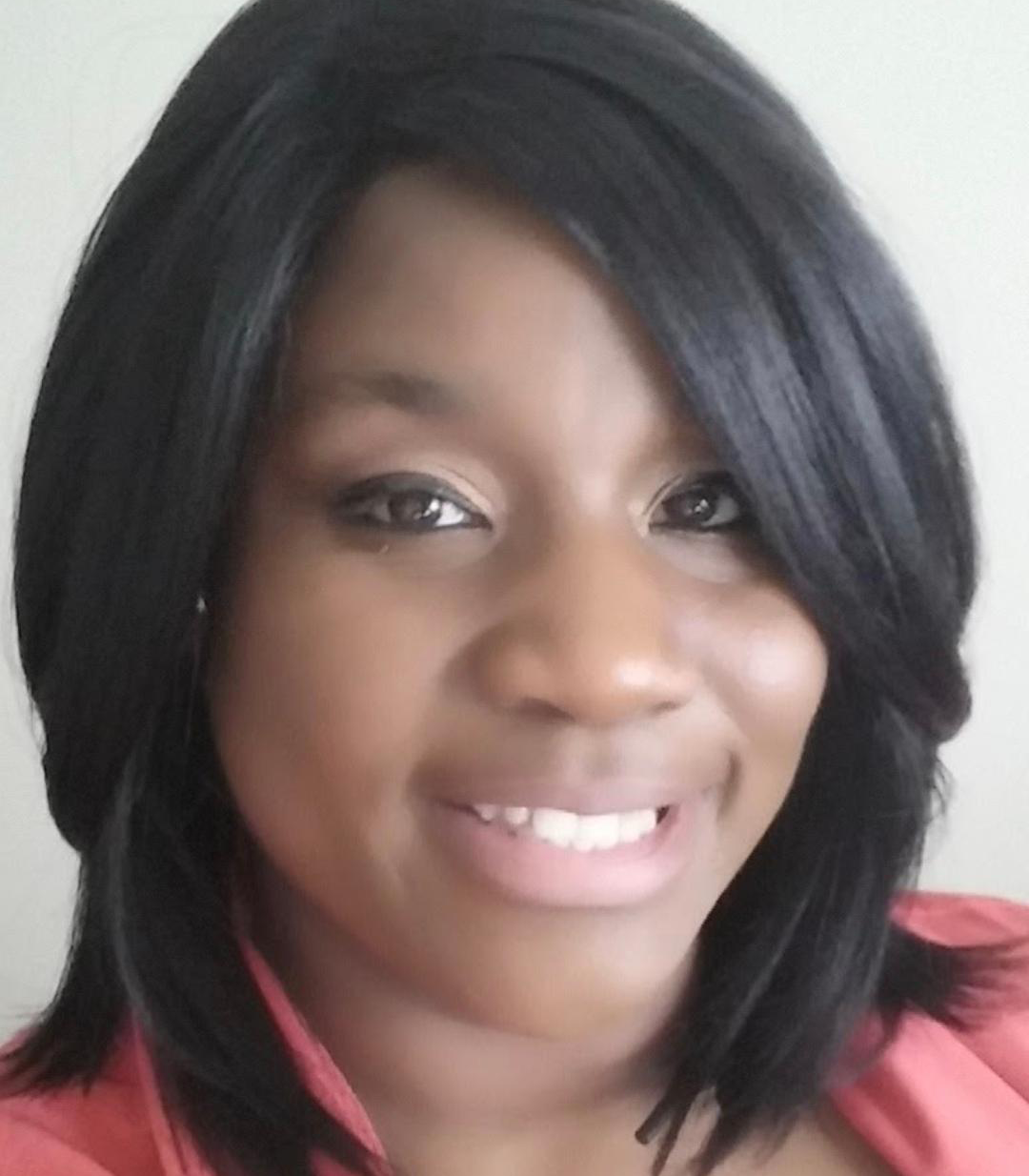 Annette Veasey -  Photo.png