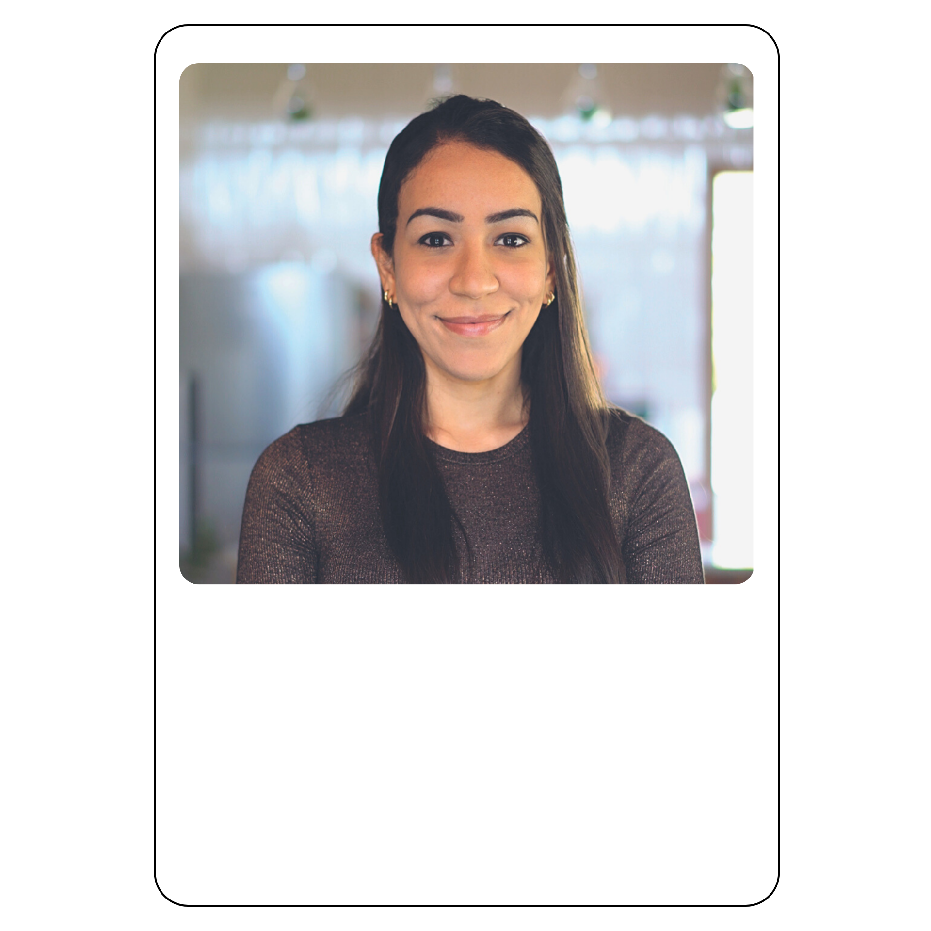 Stefania Paula - Social Media & Content Manager