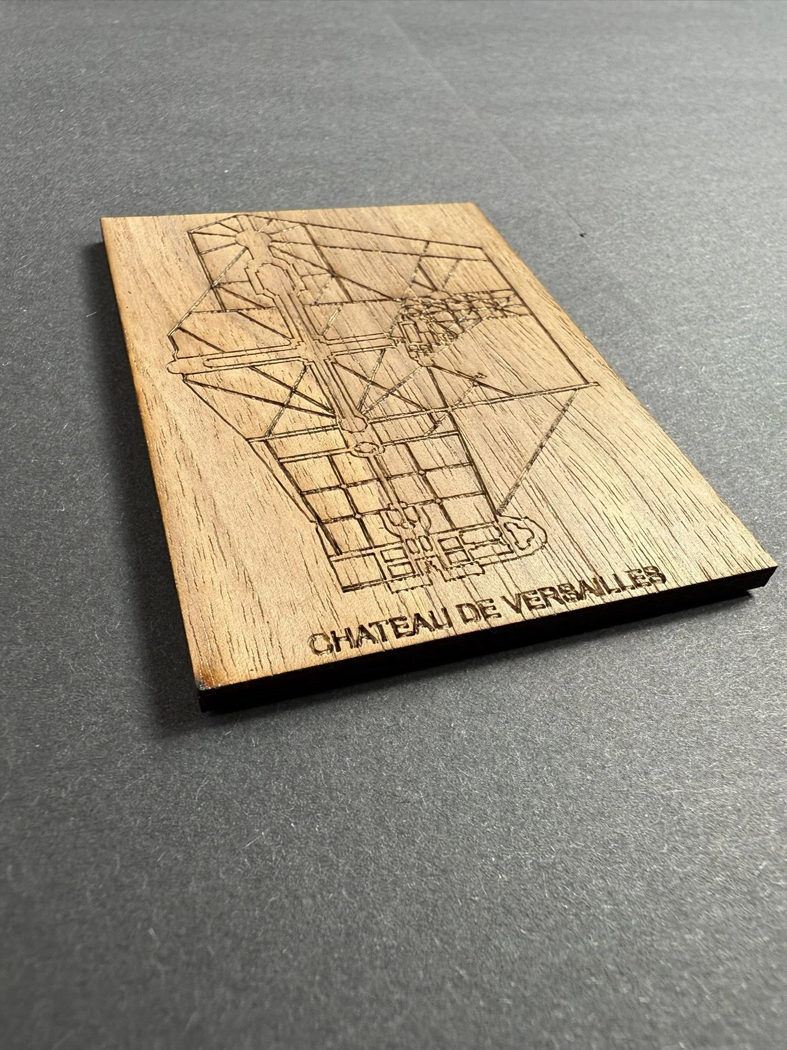 aimant versailles detail.JPEG