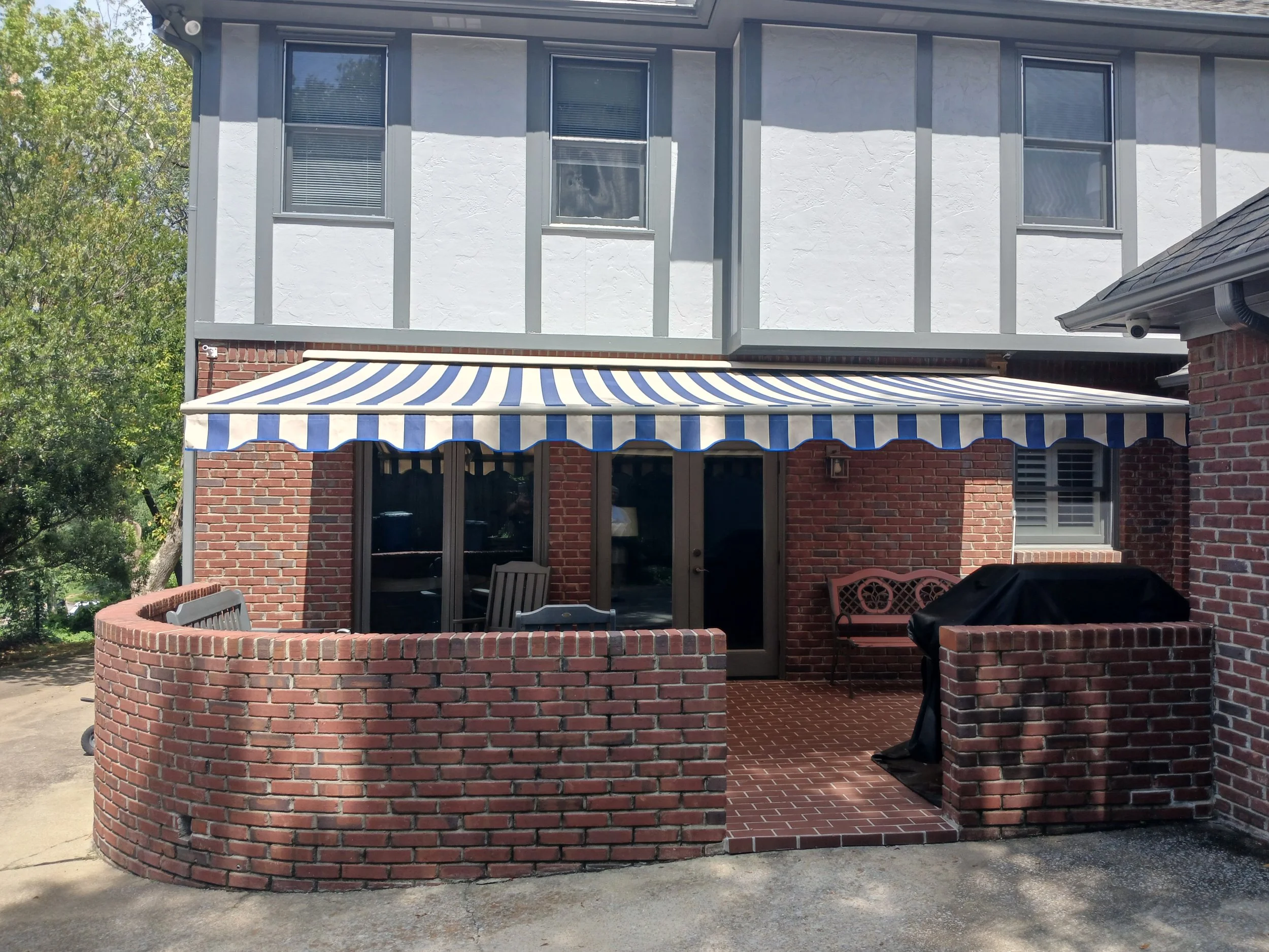 rucks - good awning.jpg