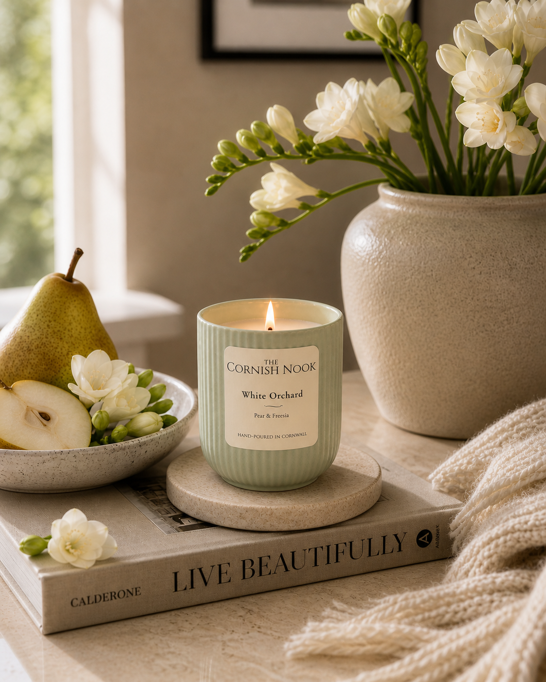 White Orchard Candle - Pear & Freesia 20cl