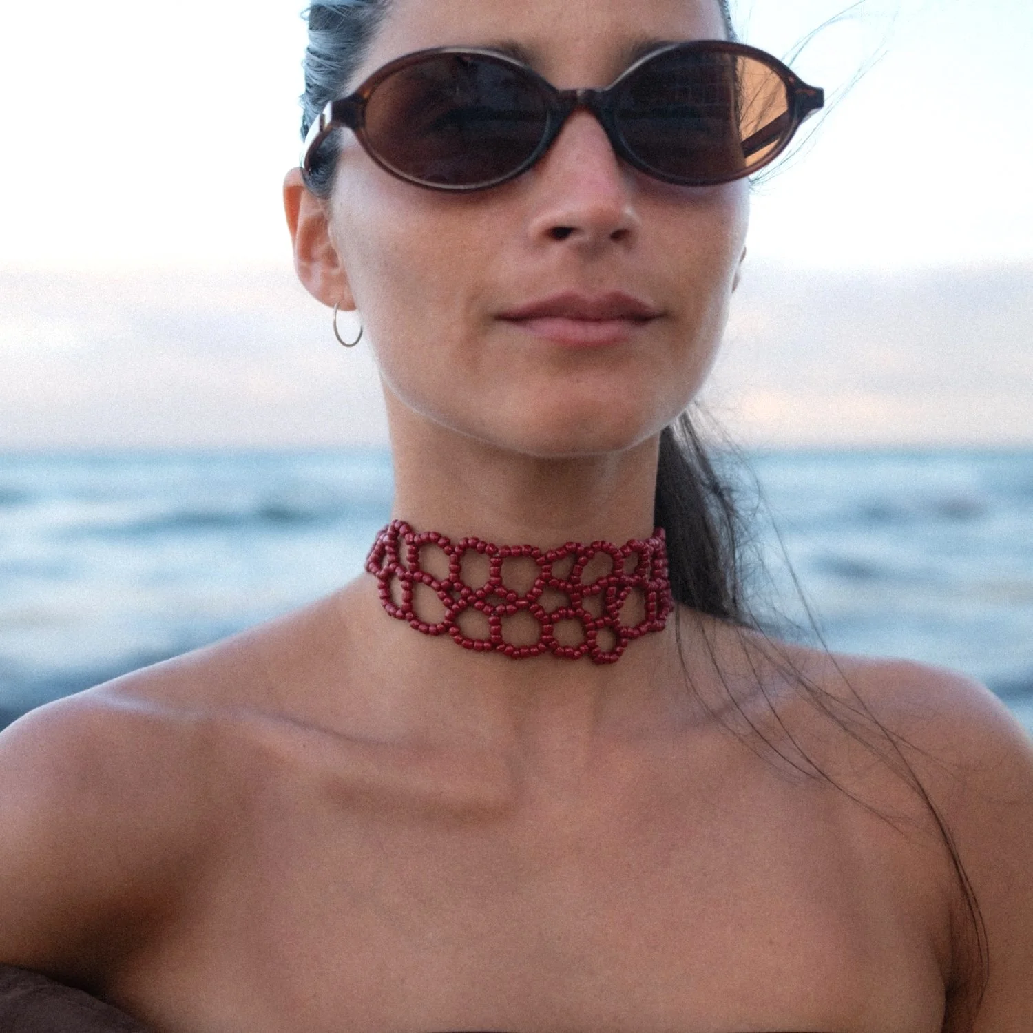 Shop_Necklaces_Coral_Scarlet_5.jpg