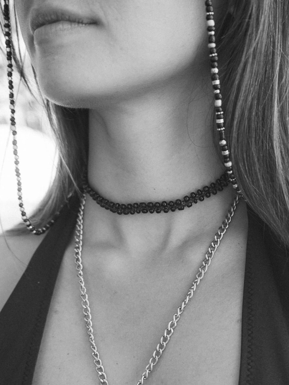 Shop_Necklaces_SeaMoss_Black_2.jpg