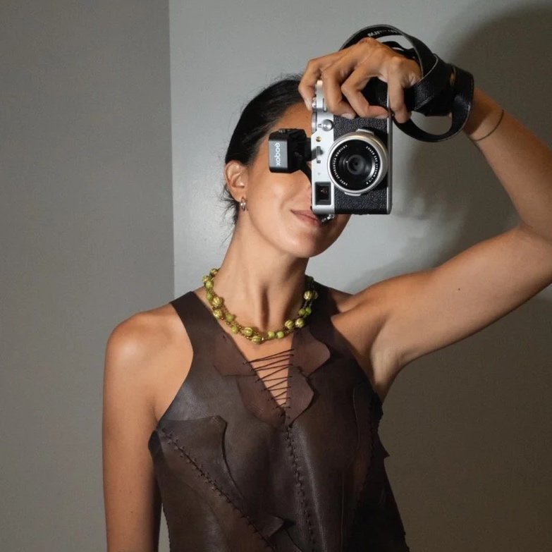 Shop_Necklaces_Double_Amber_Lime_3.jpg