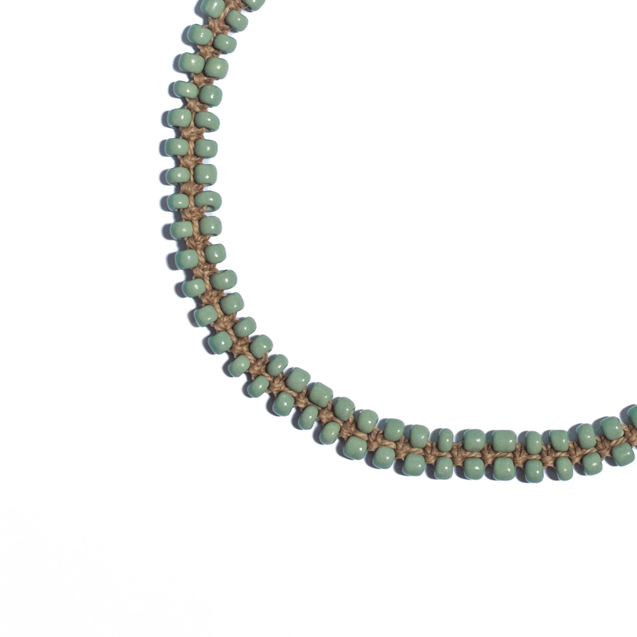 Shop_Necklaces_Sea_Moss_Mint_2.jpg